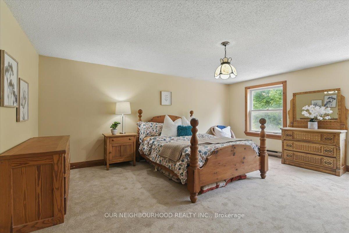 Photo 14 of 29 Park Street, Clarington, Orono — HOMEH