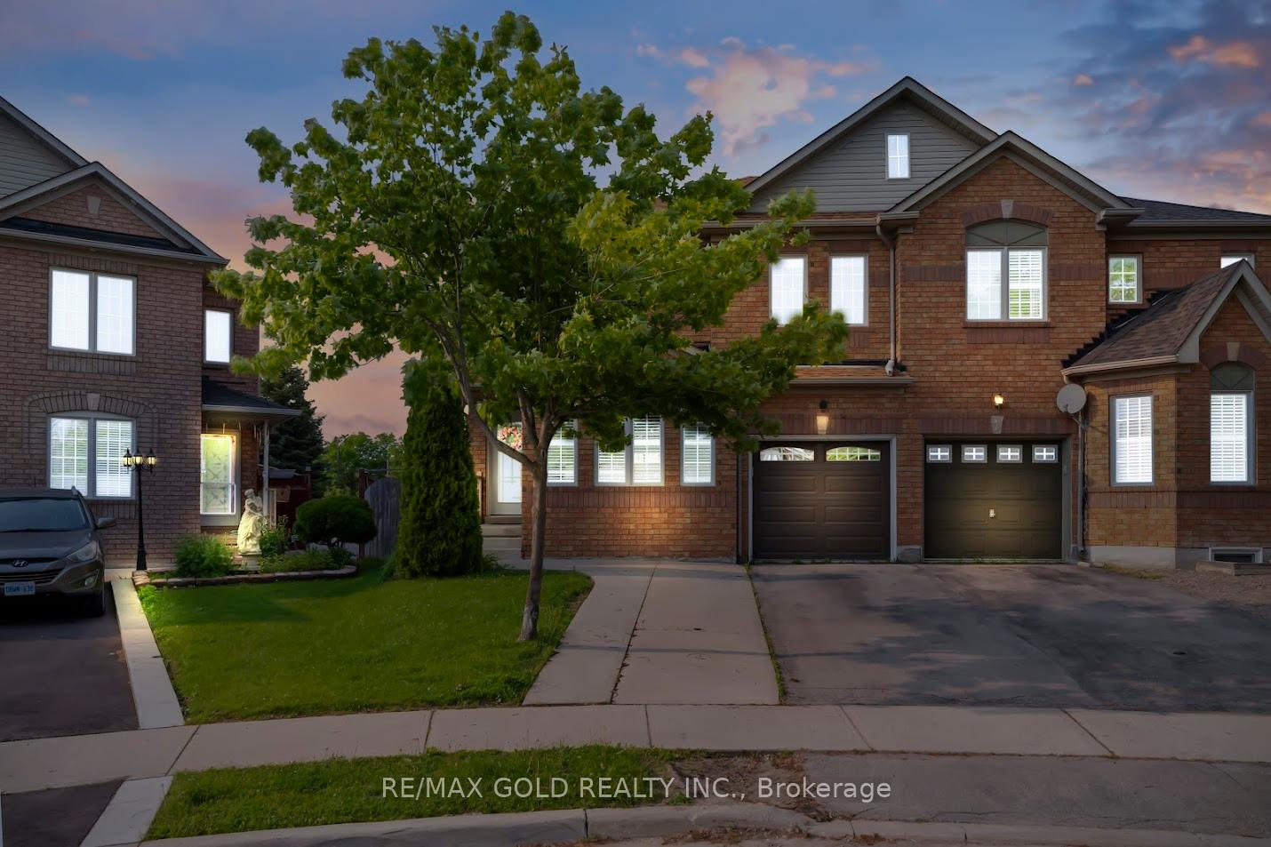 Photo 1 of 66 Thunderbird Trail, Brampton, Sandringham-Wellington — HOMEH