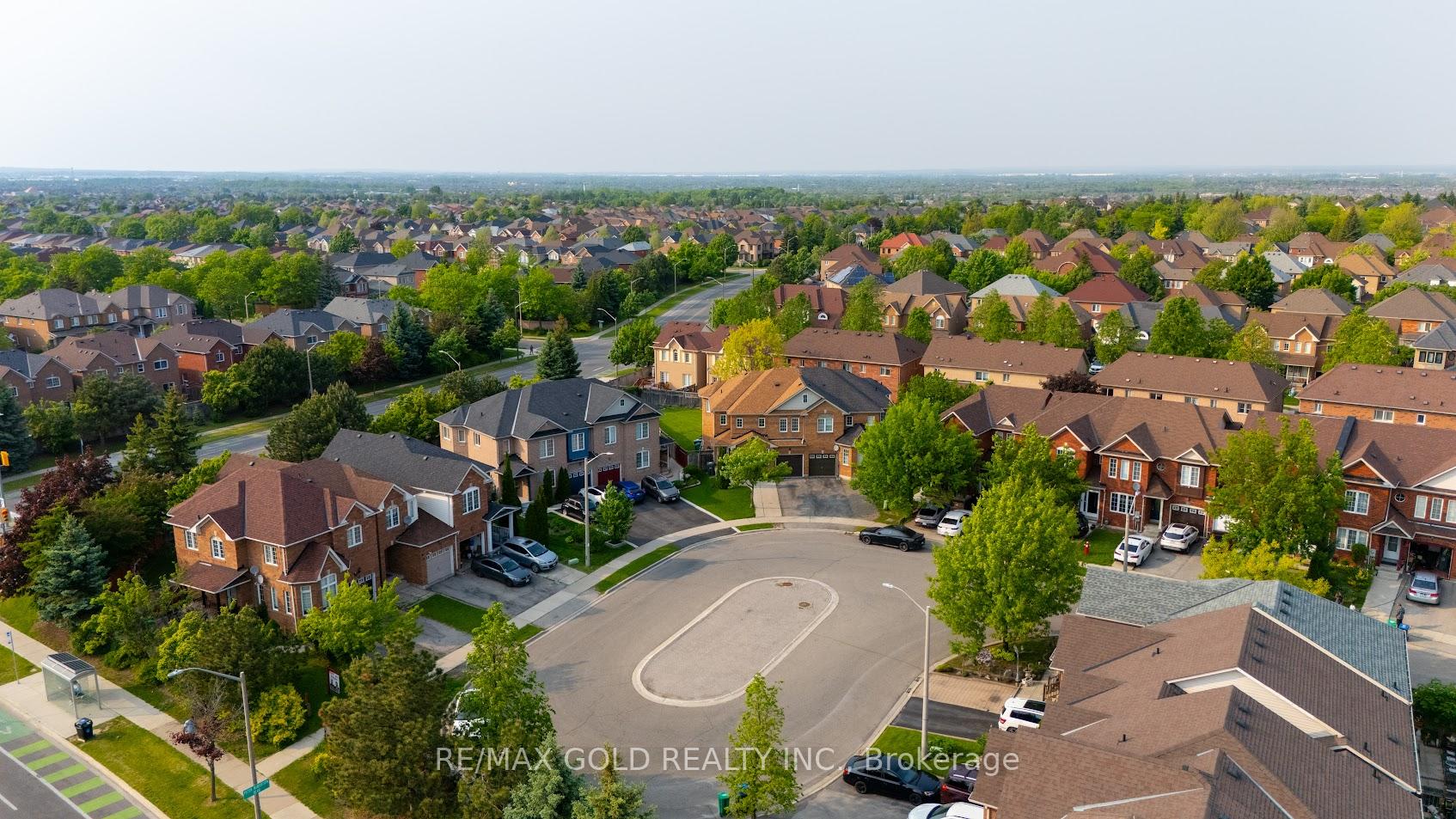 Photo 27 of 66 Thunderbird Trail, Brampton, Sandringham-Wellington — HOMEH