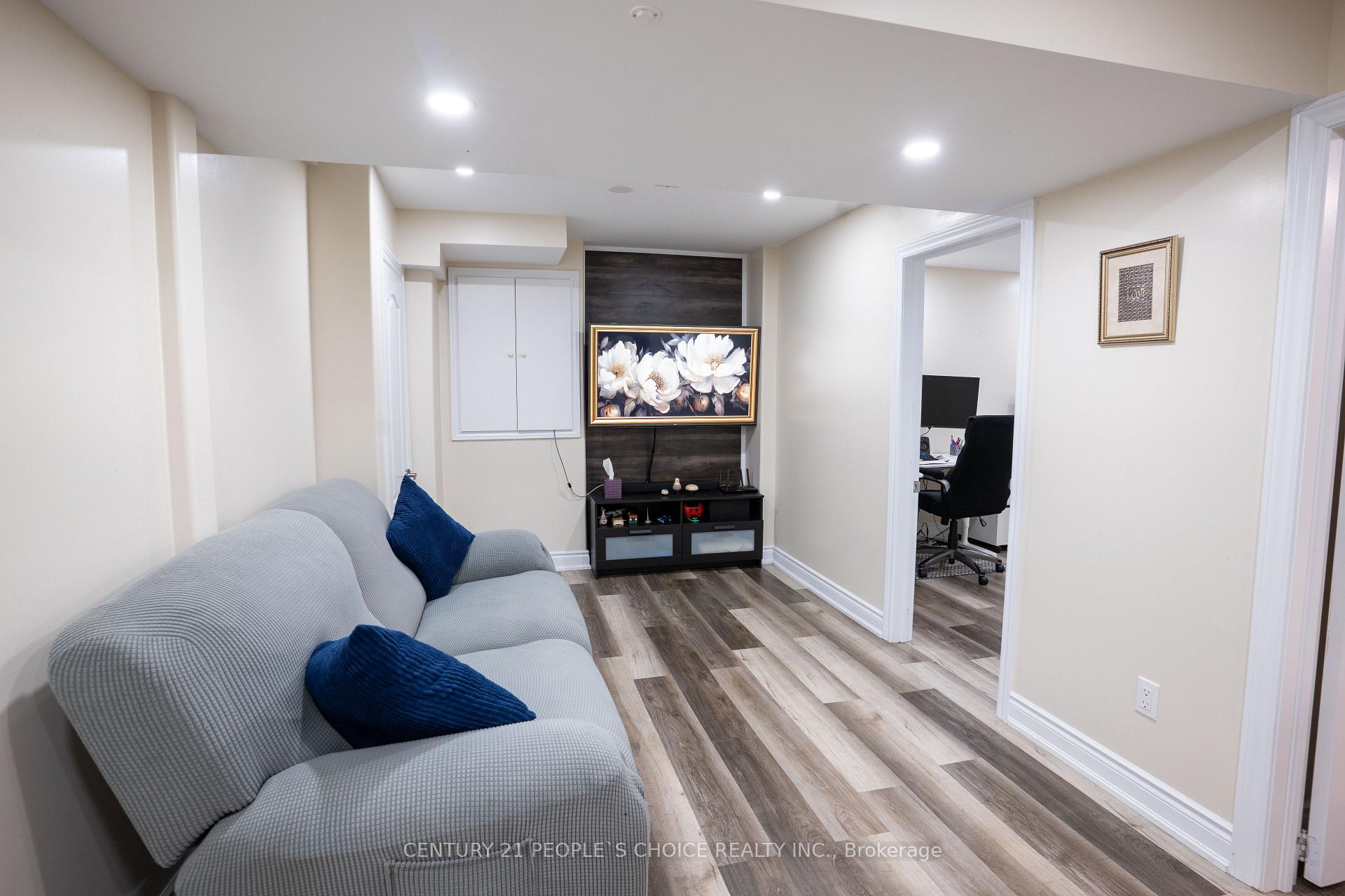 Photo 25 of 157 Buick Boulevard, Brampton, Northwest Brampton — HOMEH