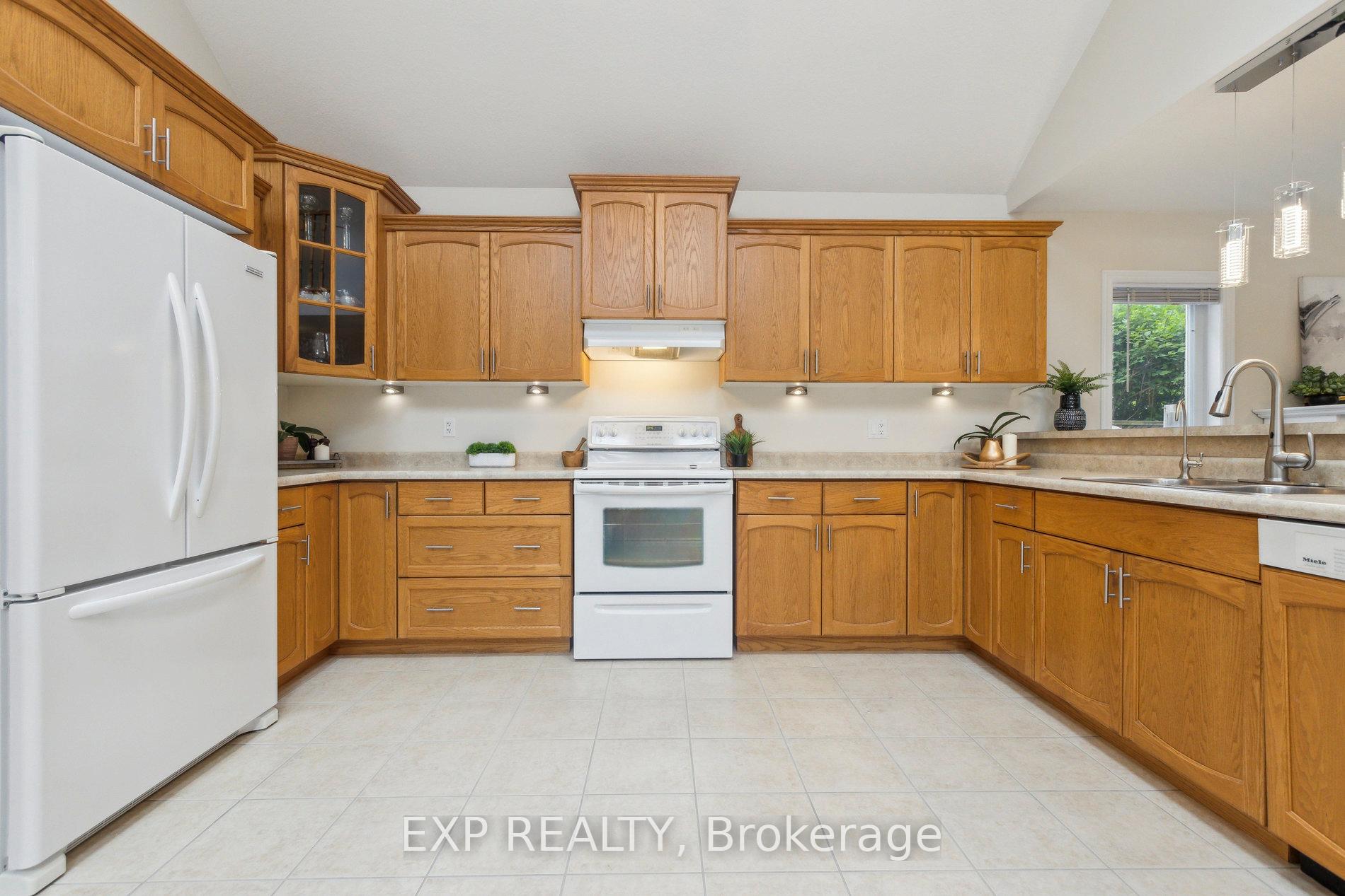 Photo 28 of 33 Davis Street, Guelph, Grange Road — HOMEH
