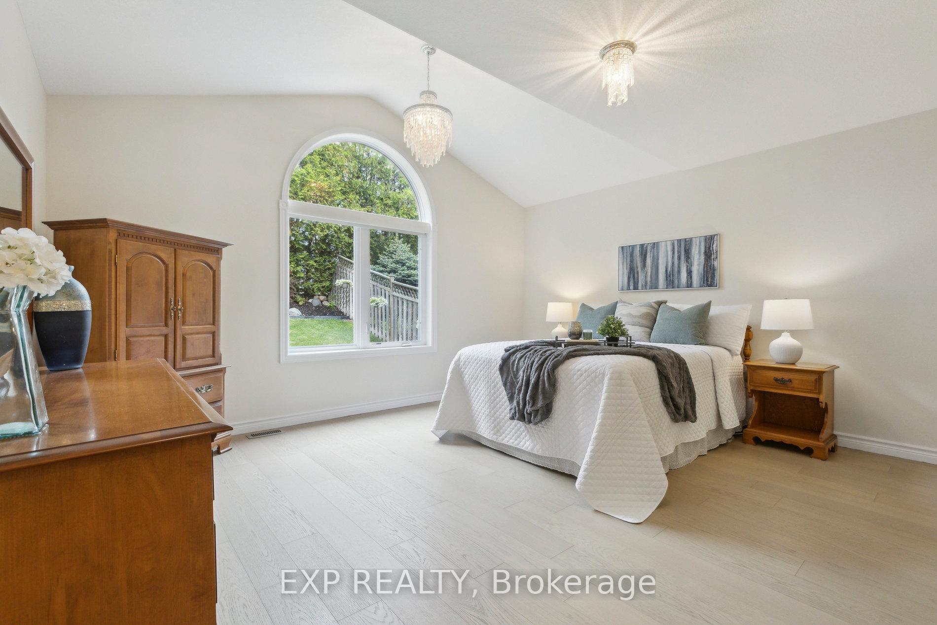 Photo 10 of 33 Davis Street, Guelph, Grange Road — HOMEH