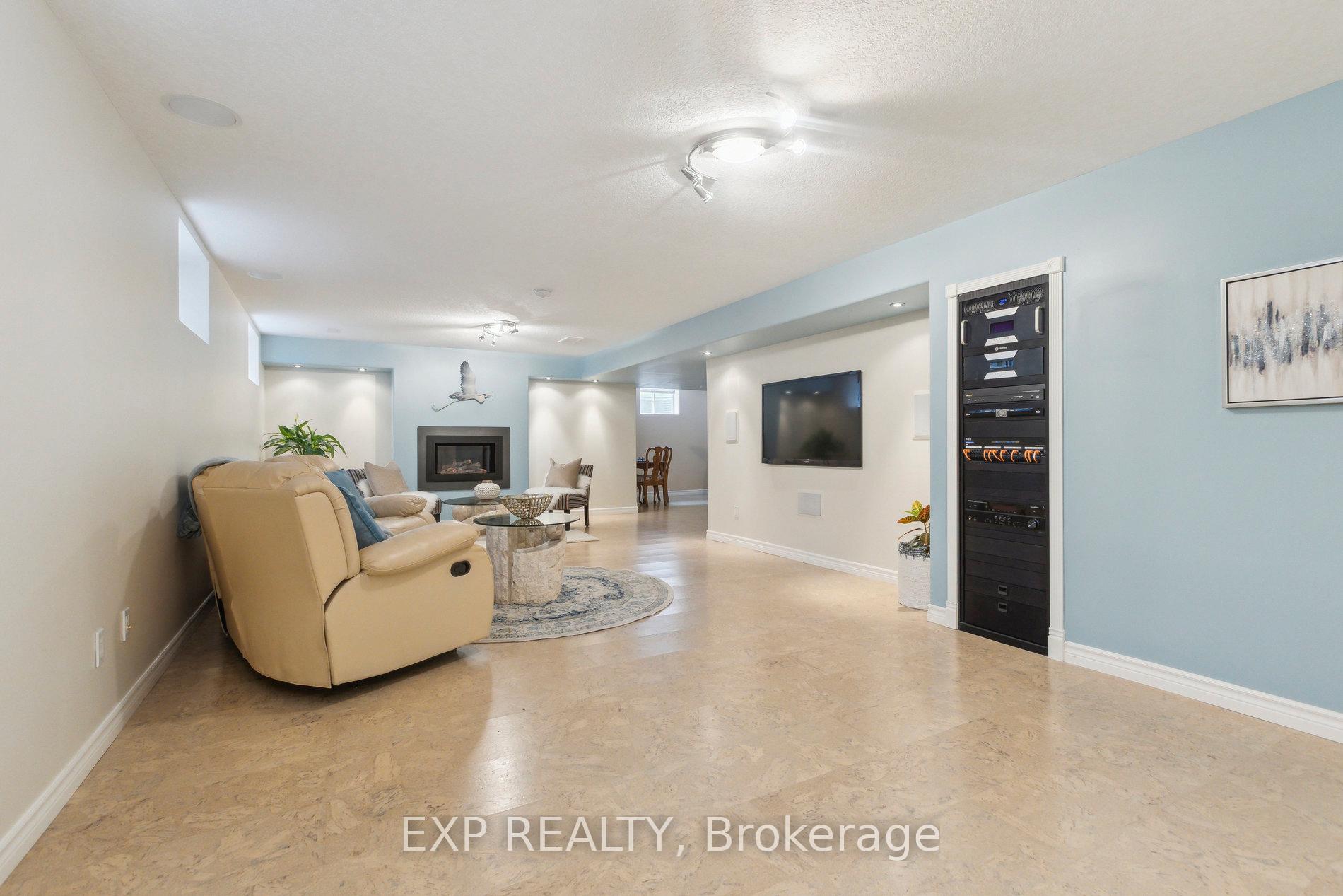 Photo 25 of 33 Davis Street, Guelph, Grange Road — HOMEH