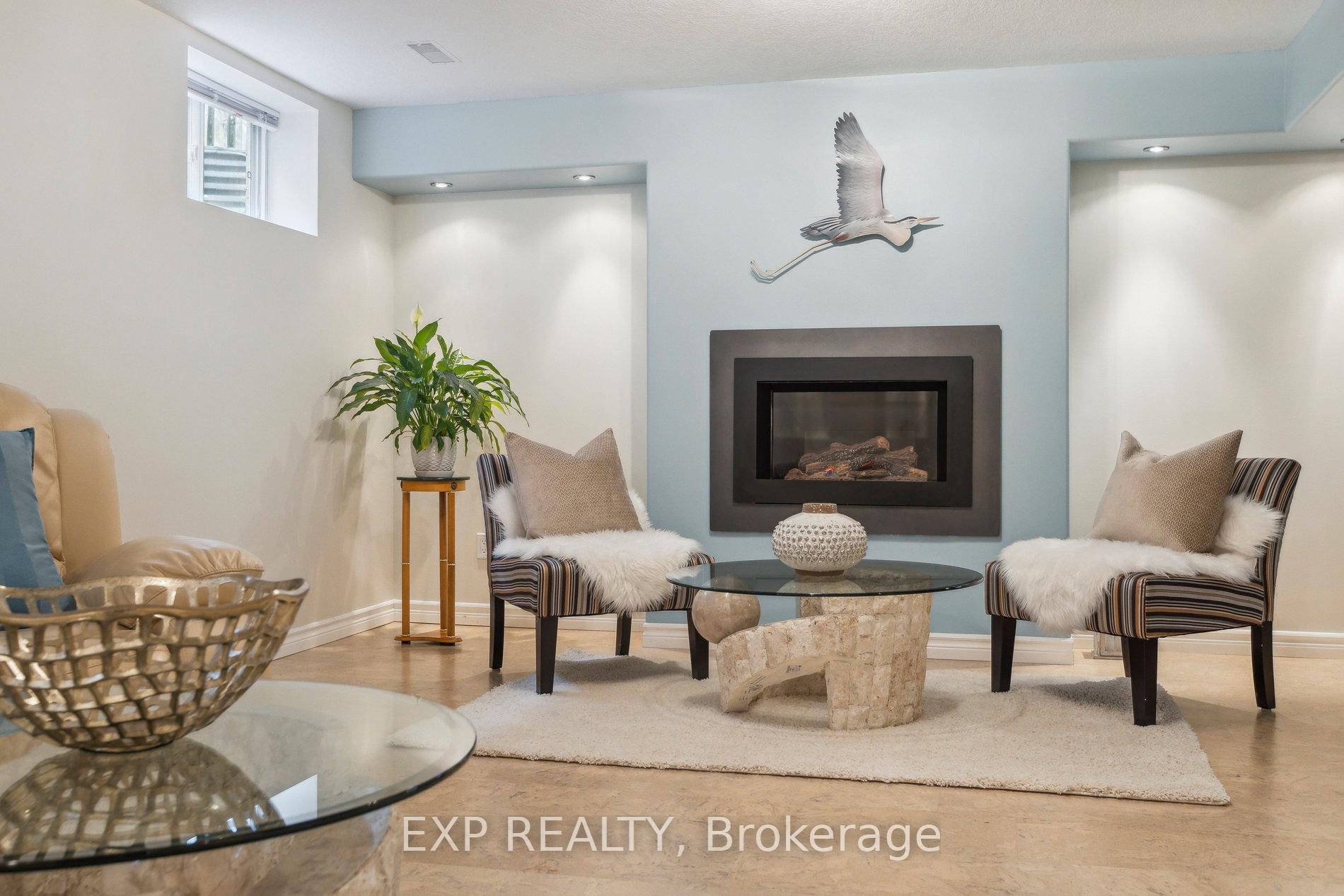 Photo 40 of 33 Davis Street, Guelph, Grange Road — HOMEH
