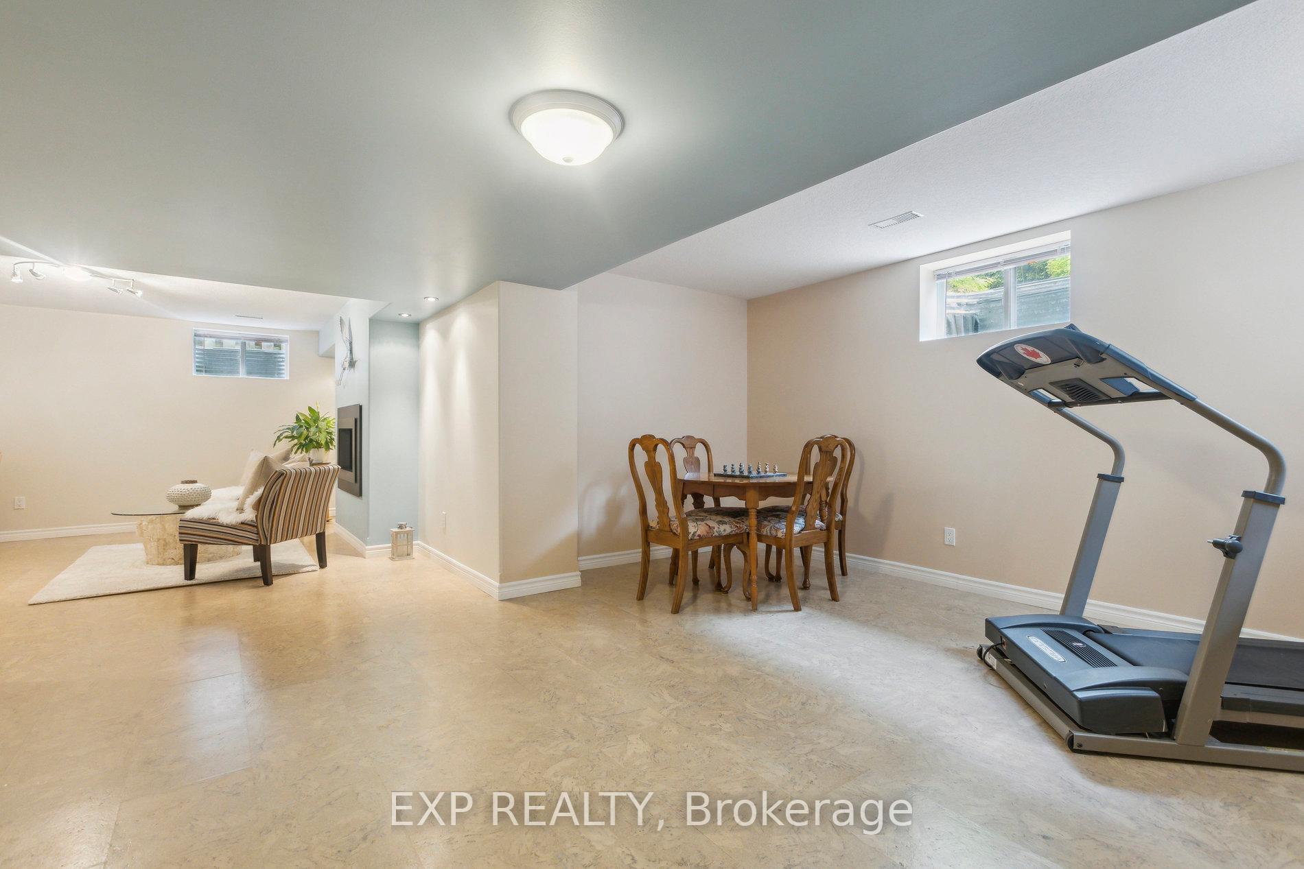 Photo 44 of 33 Davis Street, Guelph, Grange Road — HOMEH