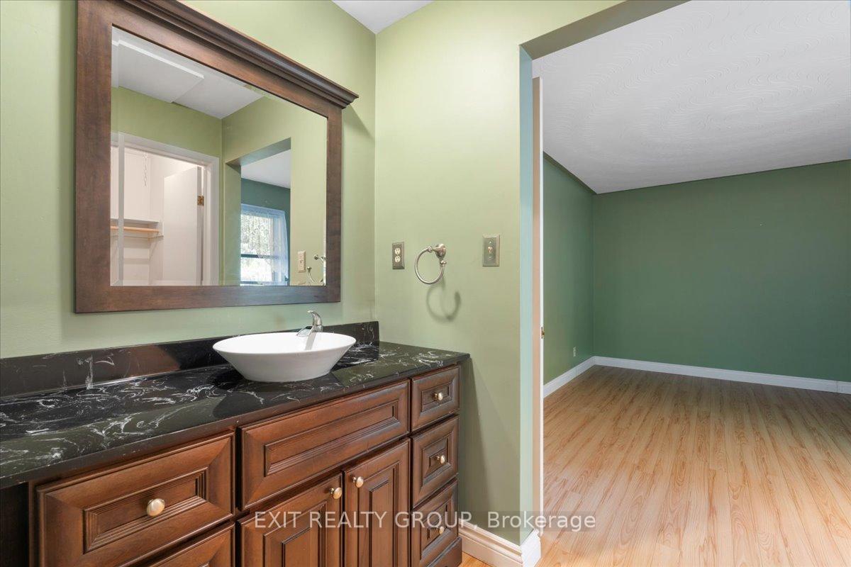Photo 14 of 10 George Street, Stirling-Rawdon, Stirling Ward — HOMEH