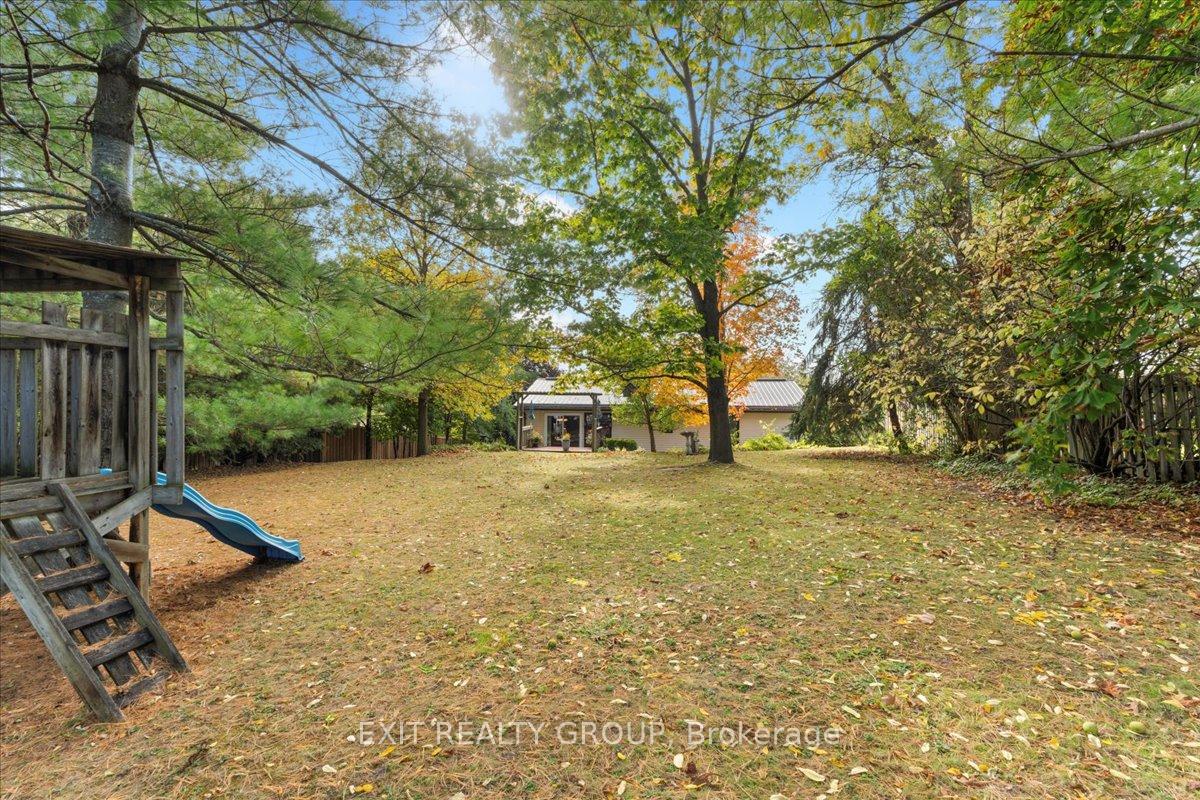 Photo 35 of 10 George Street, Stirling-Rawdon, Stirling Ward — HOMEH
