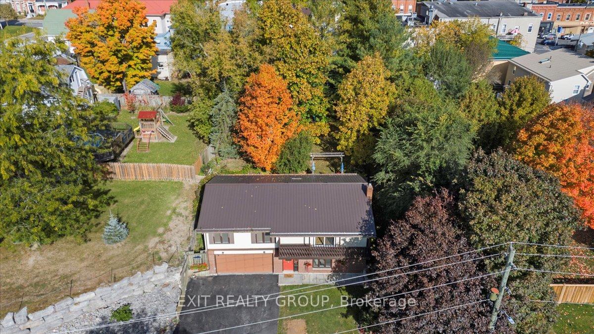 Photo 34 of 10 George Street, Stirling-Rawdon, Stirling Ward — HOMEH