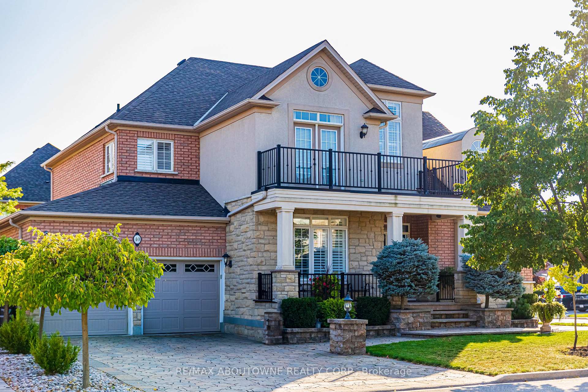 Photo 1 of 40 Delrosa Way, Hamilton, Winona Park — HOMEH