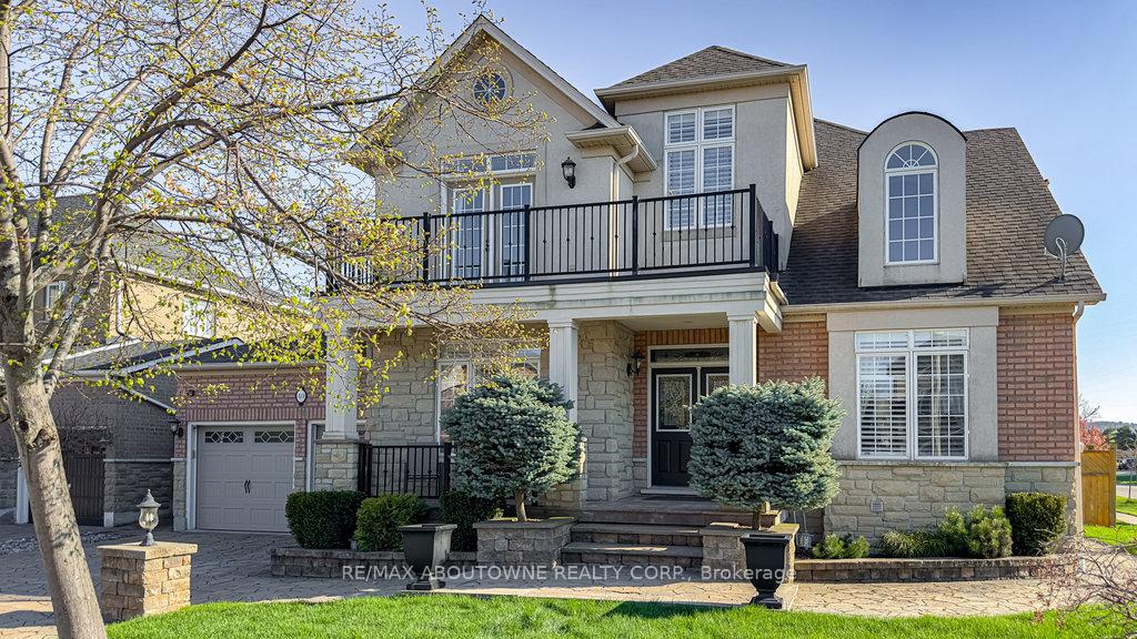 Photo 2 of 40 Delrosa Way, Hamilton, Winona Park — HOMEH