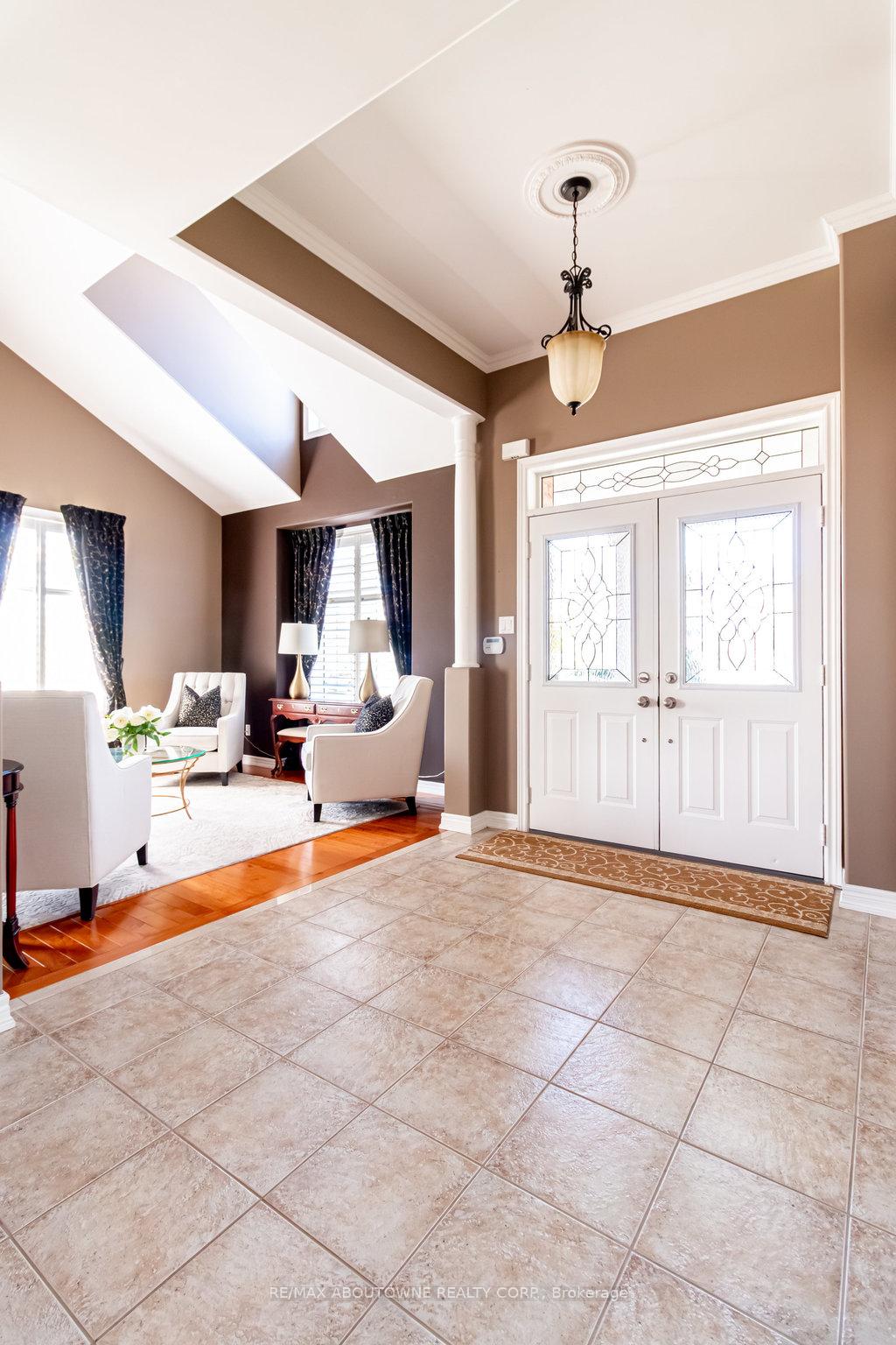 Photo 20 of 40 Delrosa Way, Hamilton, Winona Park — HOMEH