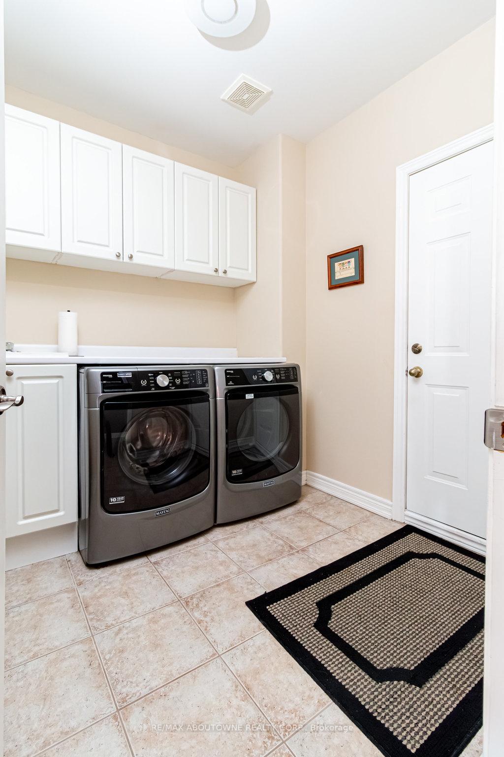Photo 12 of 40 Delrosa Way, Hamilton, Winona Park — HOMEH