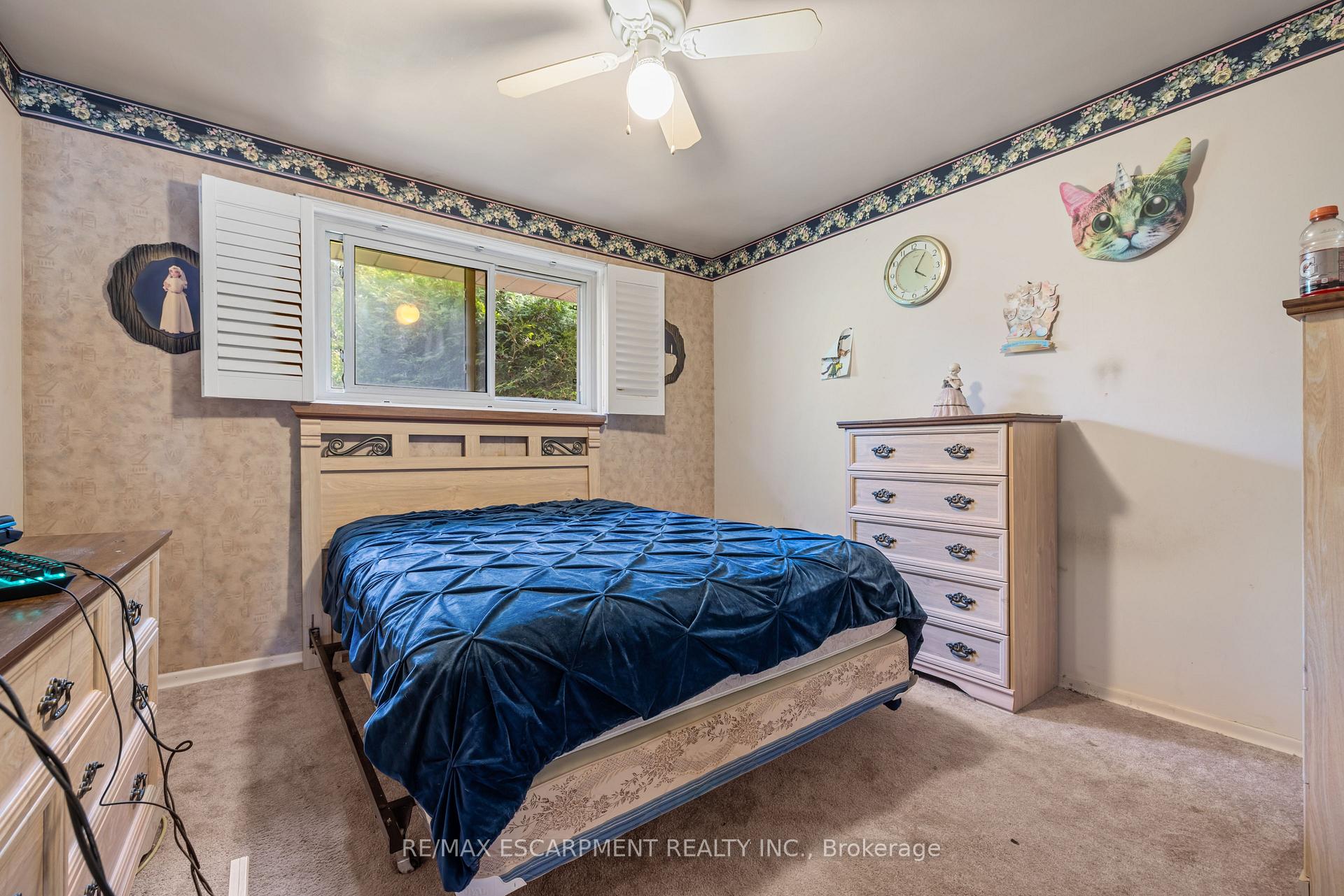 Photo 7 of 22 Glen Castle Drive, Hamilton, Stoney Creek — HOMEH