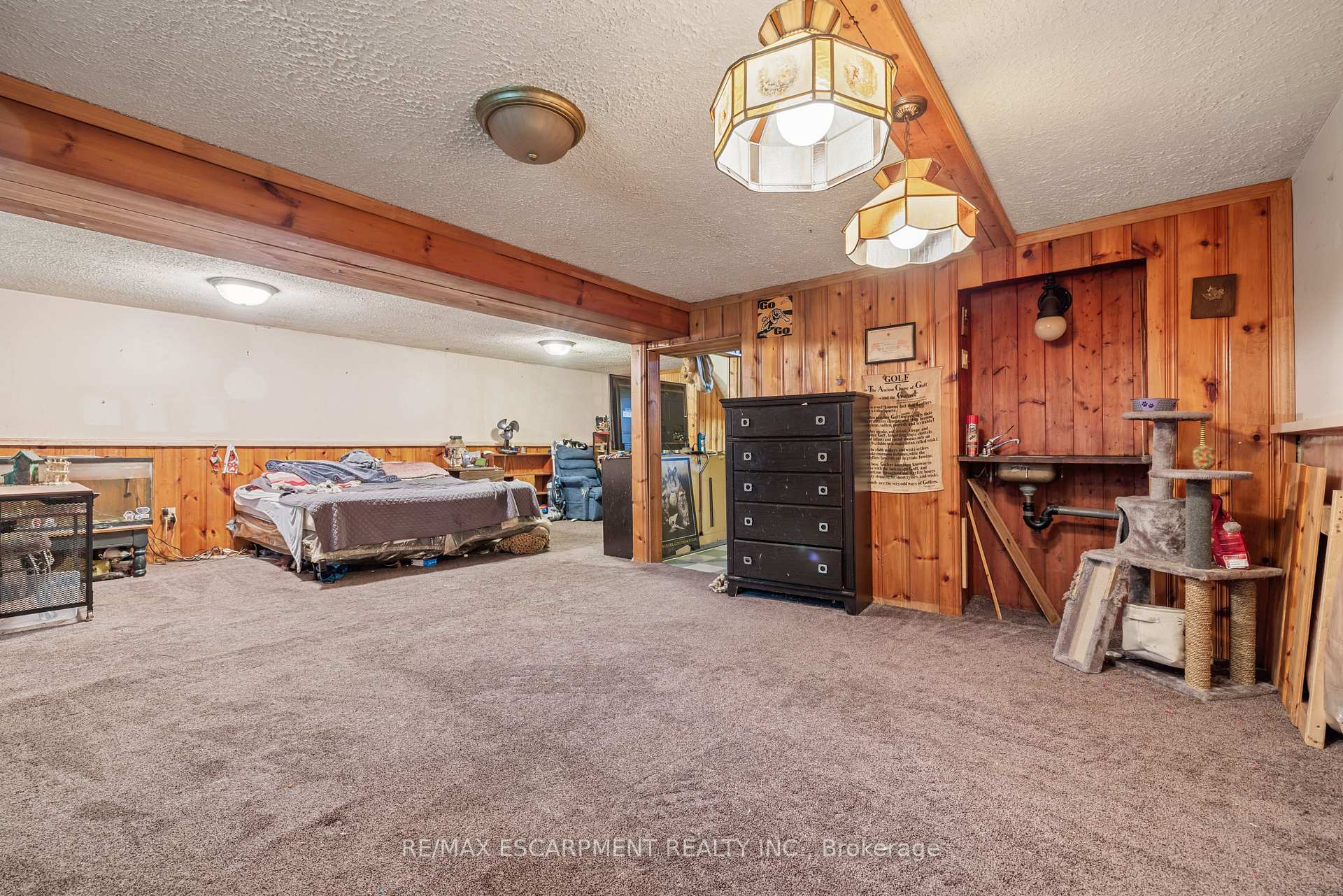Photo 11 of 22 Glen Castle Drive, Hamilton, Stoney Creek — HOMEH