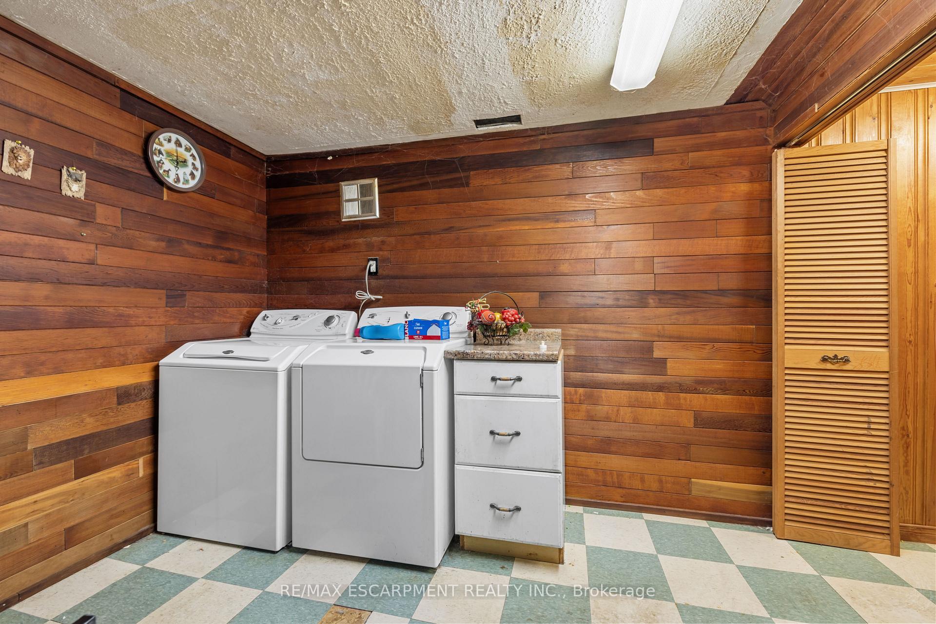 Photo 26 of 22 Glen Castle Drive, Hamilton, Stoney Creek — HOMEH