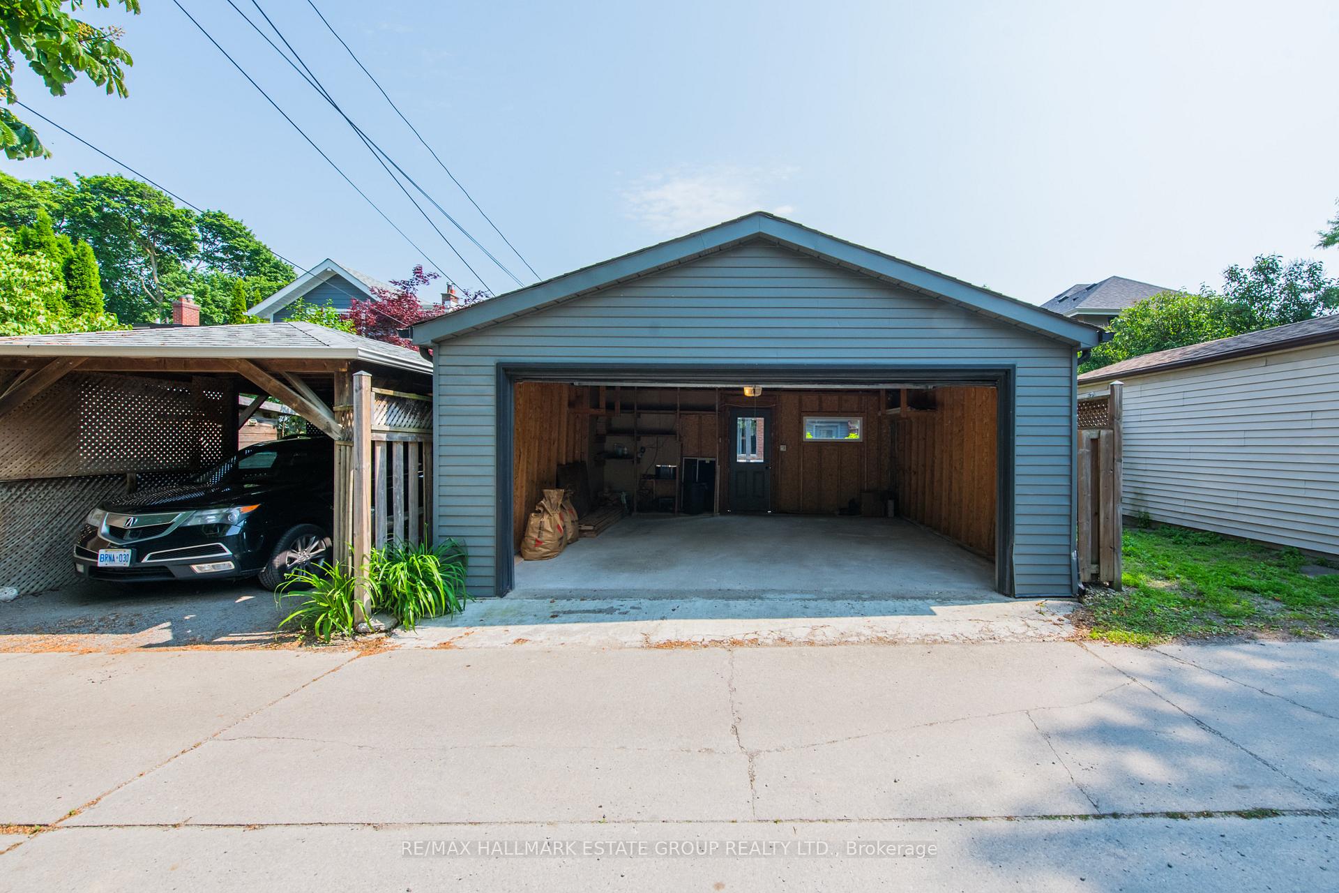 Photo 27 of 132 Douglas Avenue, Toronto, Bedford Park-Nortown — HOMEH
