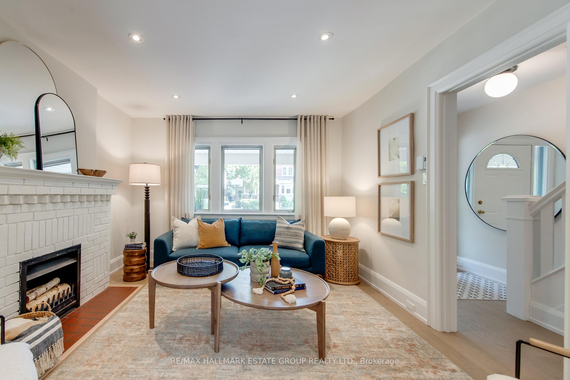 Photo 19 of 132 Douglas Avenue, Toronto, Bedford Park-Nortown — HOMEH