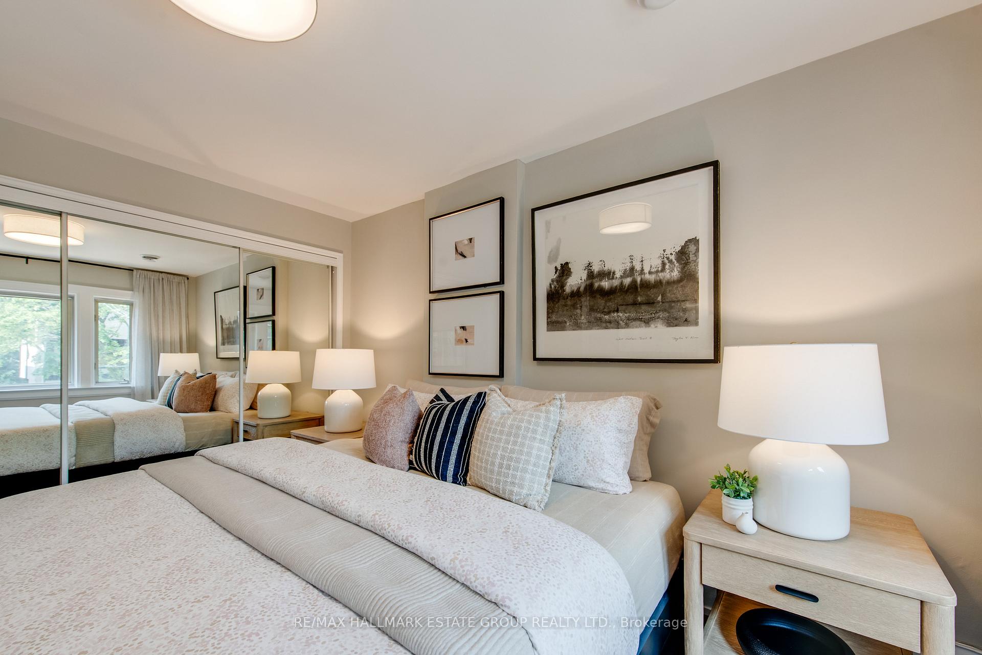 Photo 20 of 132 Douglas Avenue, Toronto, Bedford Park-Nortown — HOMEH