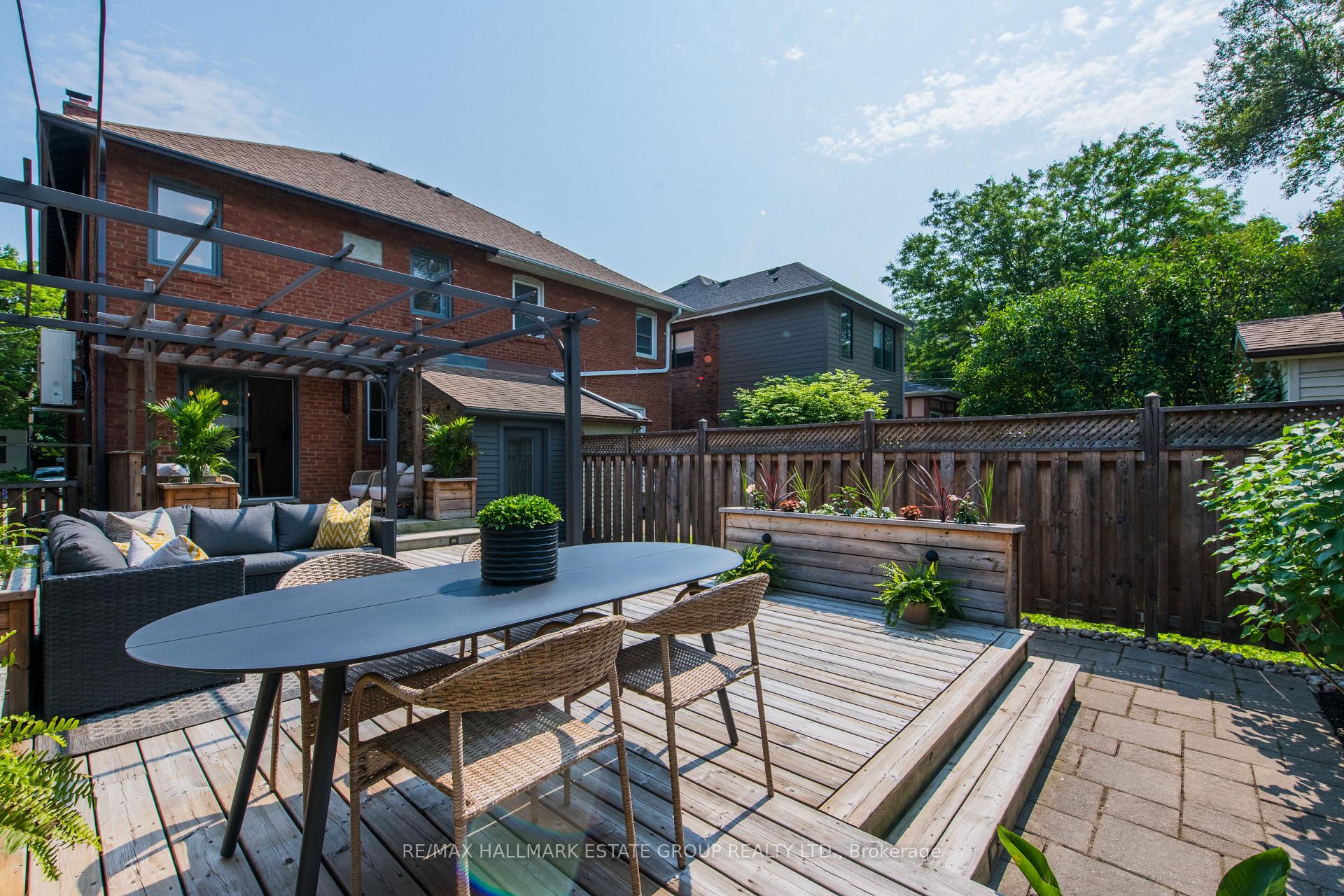 Photo 28 of 132 Douglas Avenue, Toronto, Bedford Park-Nortown — HOMEH
