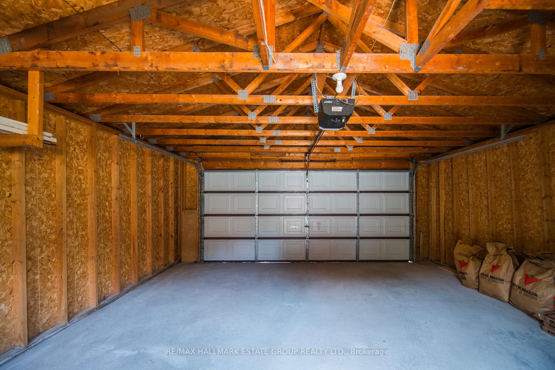 Photo 47 of 132 Douglas Avenue, Toronto, Bedford Park-Nortown — HOMEH