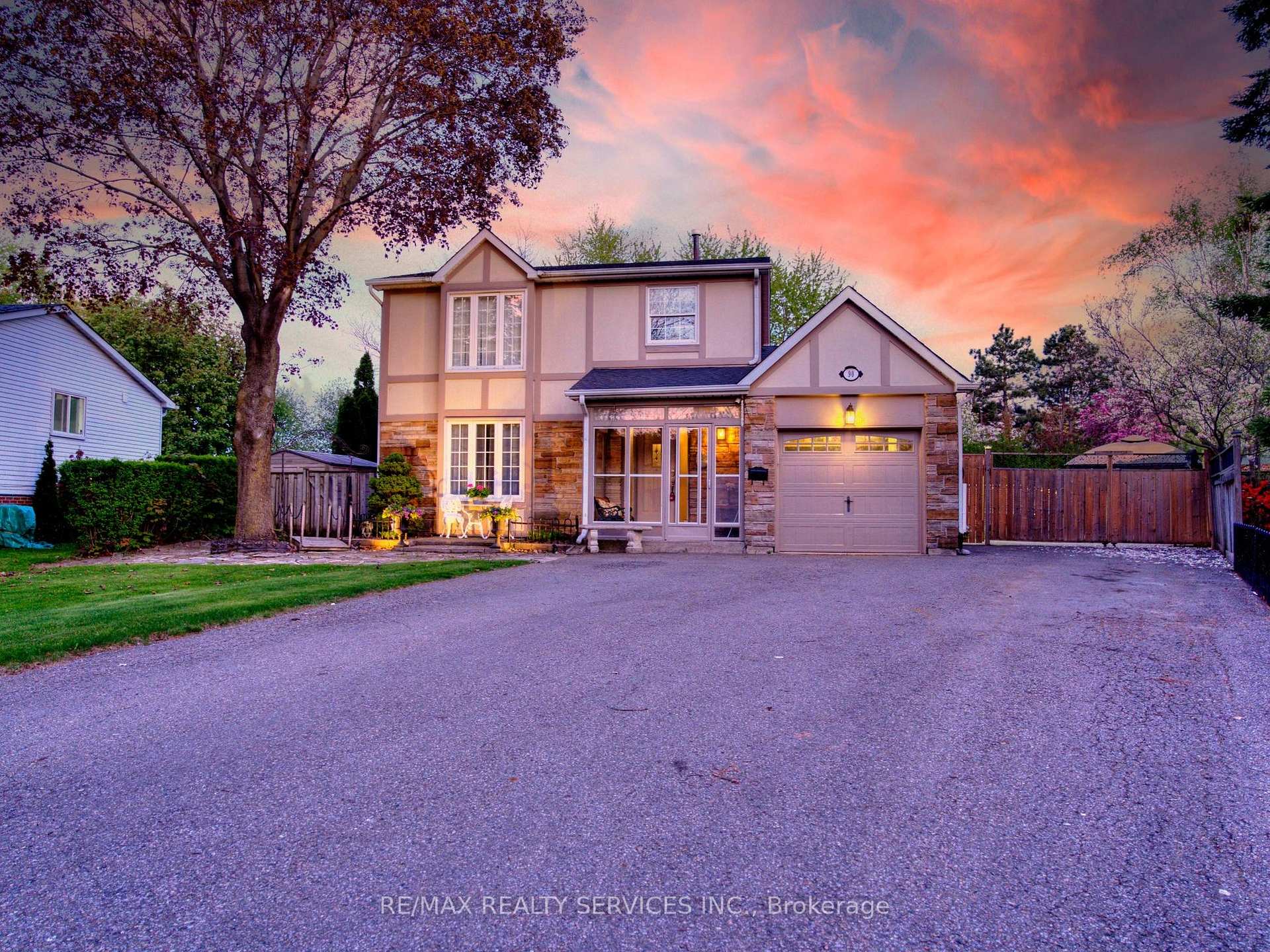 Photo 1 of 90 Jill Crescent, Brampton, Northgate — HOMEH