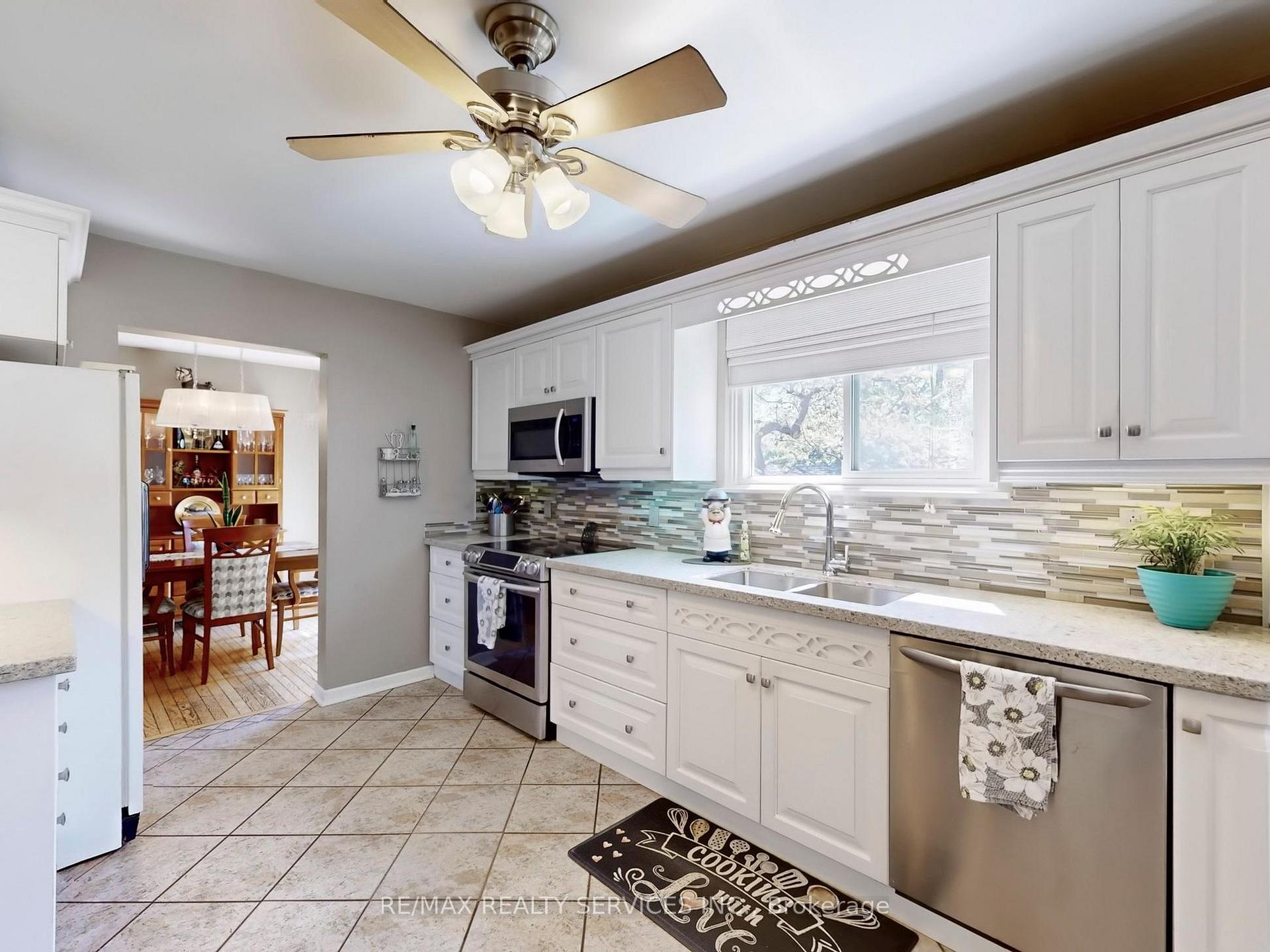 Photo 13 of 90 Jill Crescent, Brampton, Northgate — HOMEH
