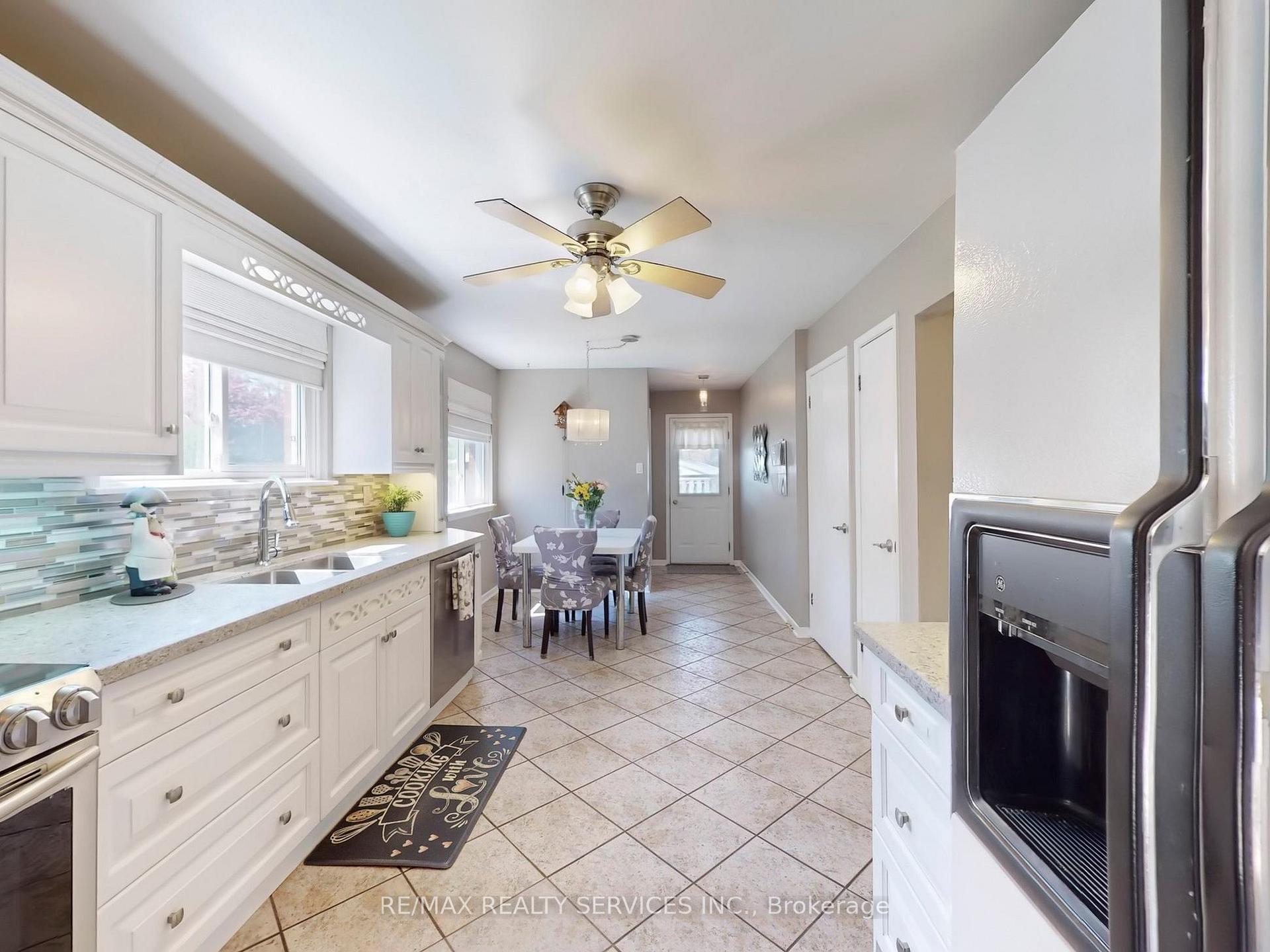 Photo 36 of 90 Jill Crescent, Brampton, Northgate — HOMEH