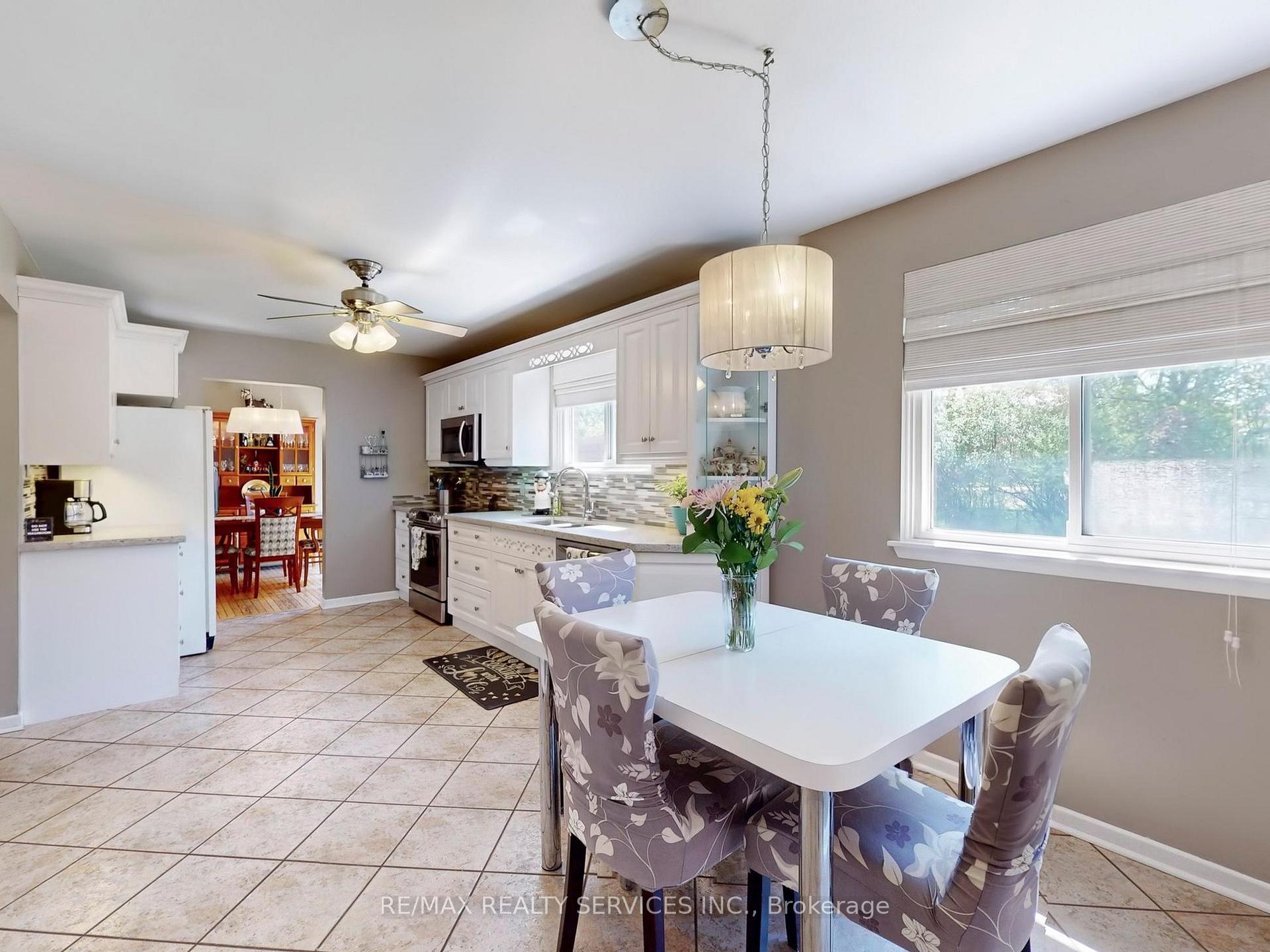 Photo 26 of 90 Jill Crescent, Brampton, Northgate — HOMEH