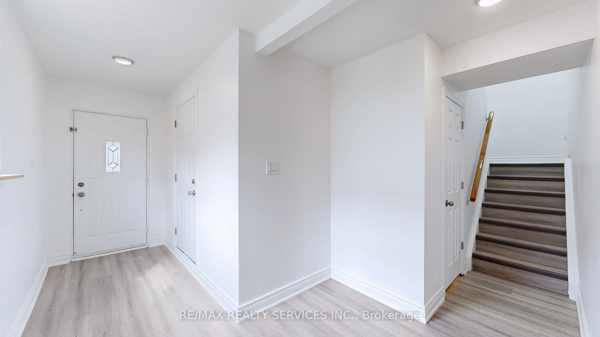 Photo 8 of 46 Gainsborough Road, Brampton, Northgate — HOMEH