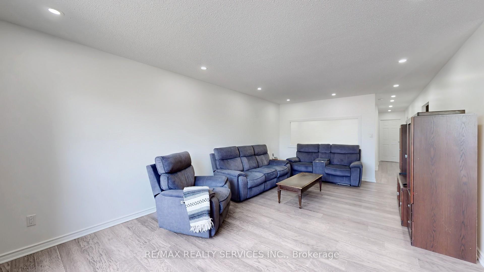 Photo 19 of 46 Gainsborough Road, Brampton, Northgate — HOMEH