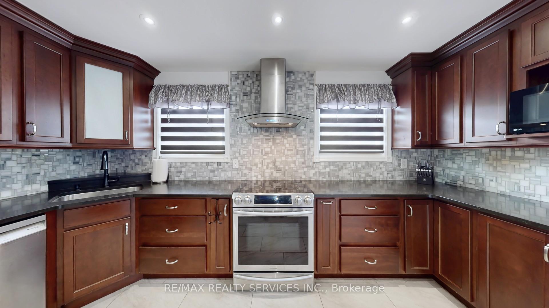 Photo 22 of 46 Gainsborough Road, Brampton, Northgate — HOMEH