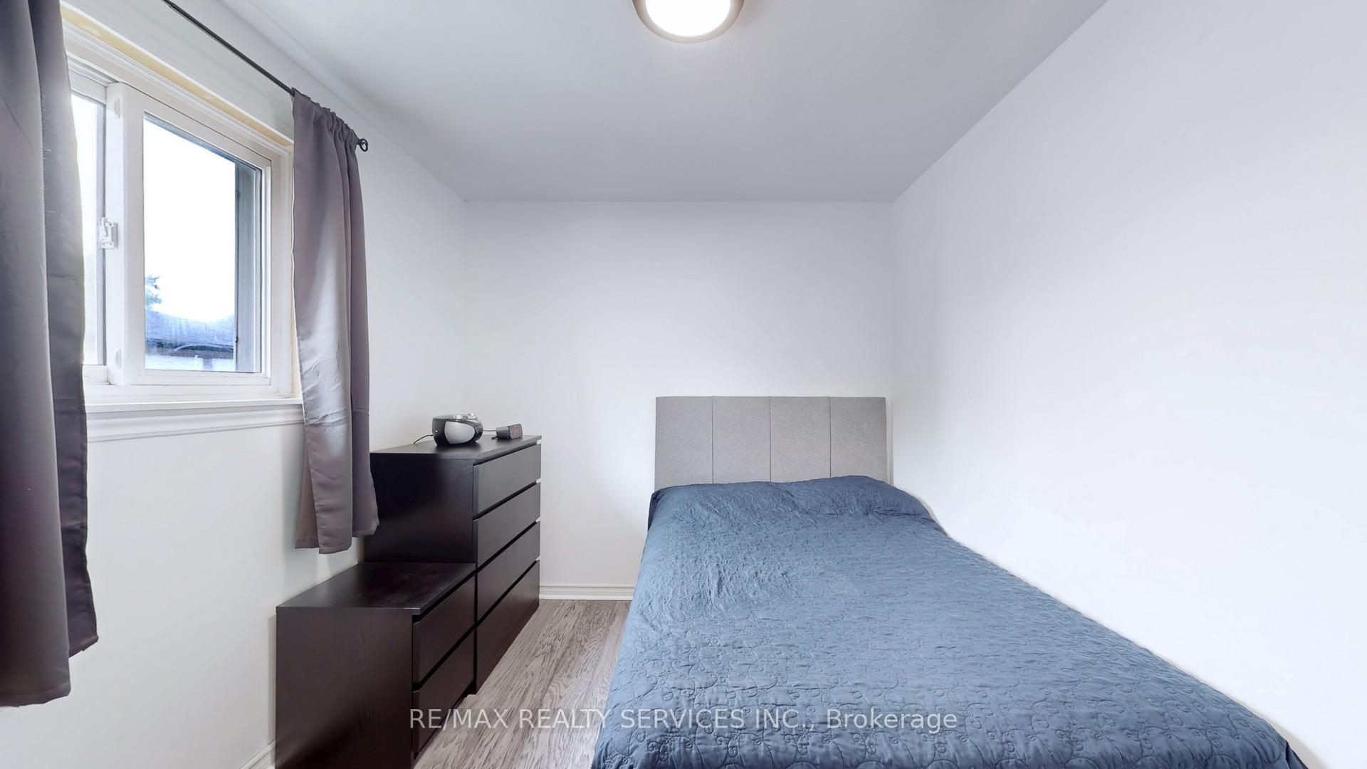 Photo 20 of 46 Gainsborough Road, Brampton, Northgate — HOMEH
