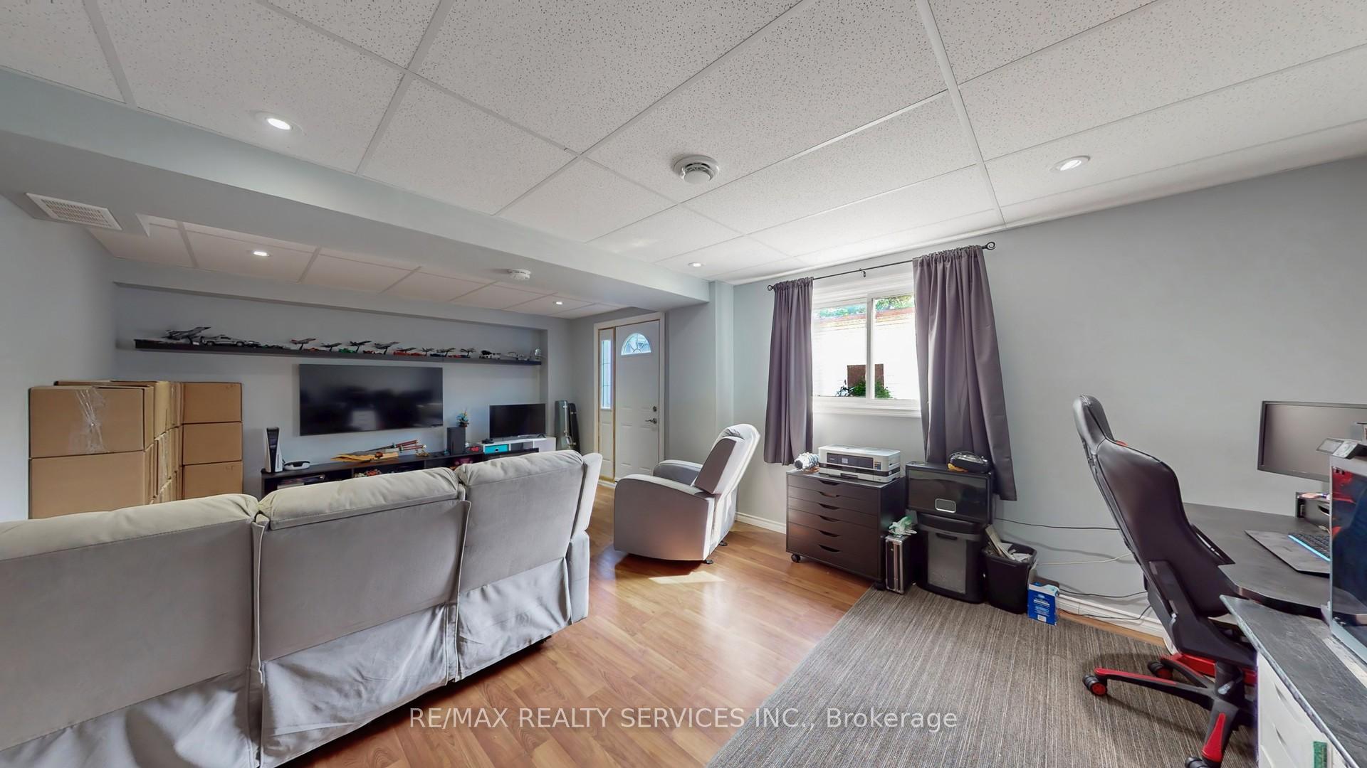 Photo 38 of 46 Gainsborough Road, Brampton, Northgate — HOMEH