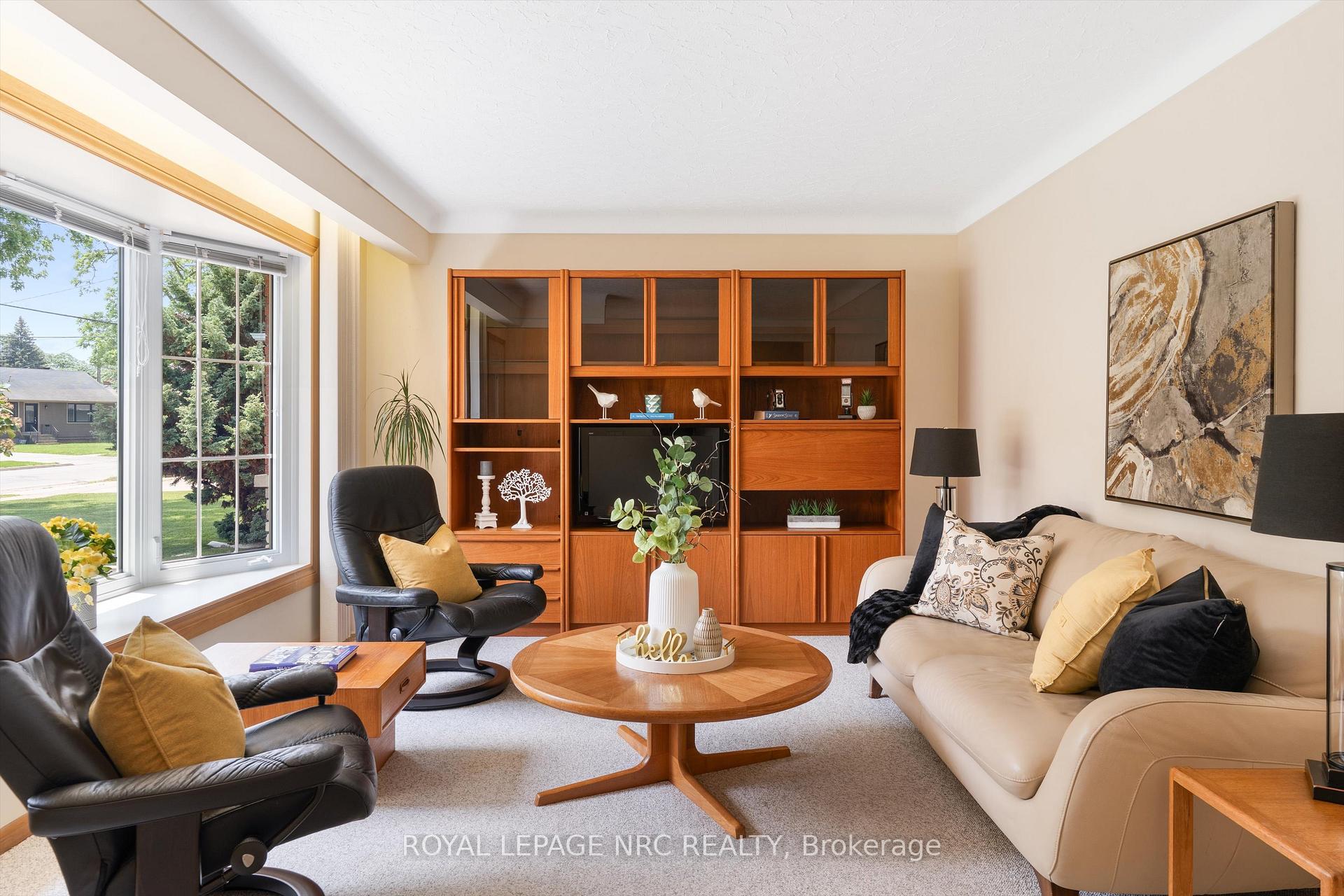 Photo 34 of 47 Parnell Road, St. Catharines, Vine/Linwell — HOMEH