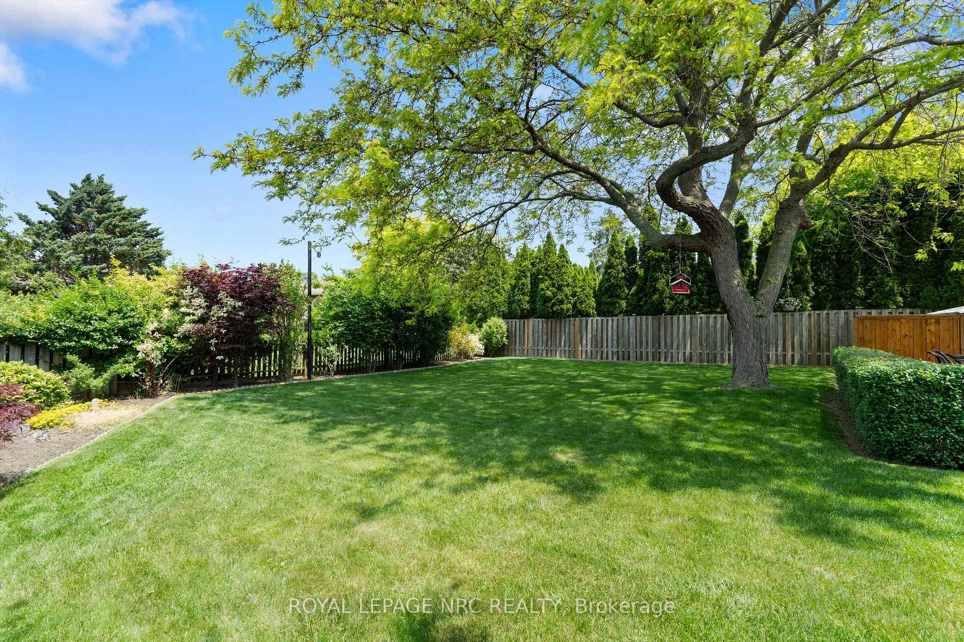 Photo 27 of 47 Parnell Road, St. Catharines, Vine/Linwell — HOMEH