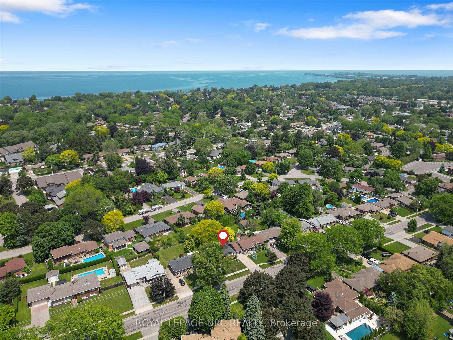 Photo 33 of 47 Parnell Road, St. Catharines, Vine/Linwell — HOMEH