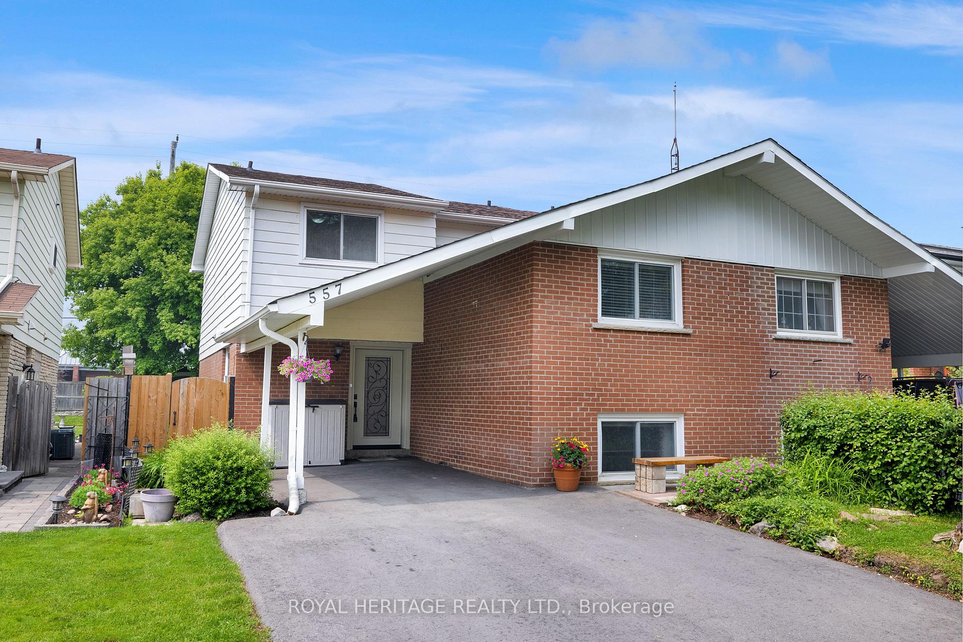 Photo 38 of 557 Berwick Crescent, Oshawa, McLaughlin — HOMEH