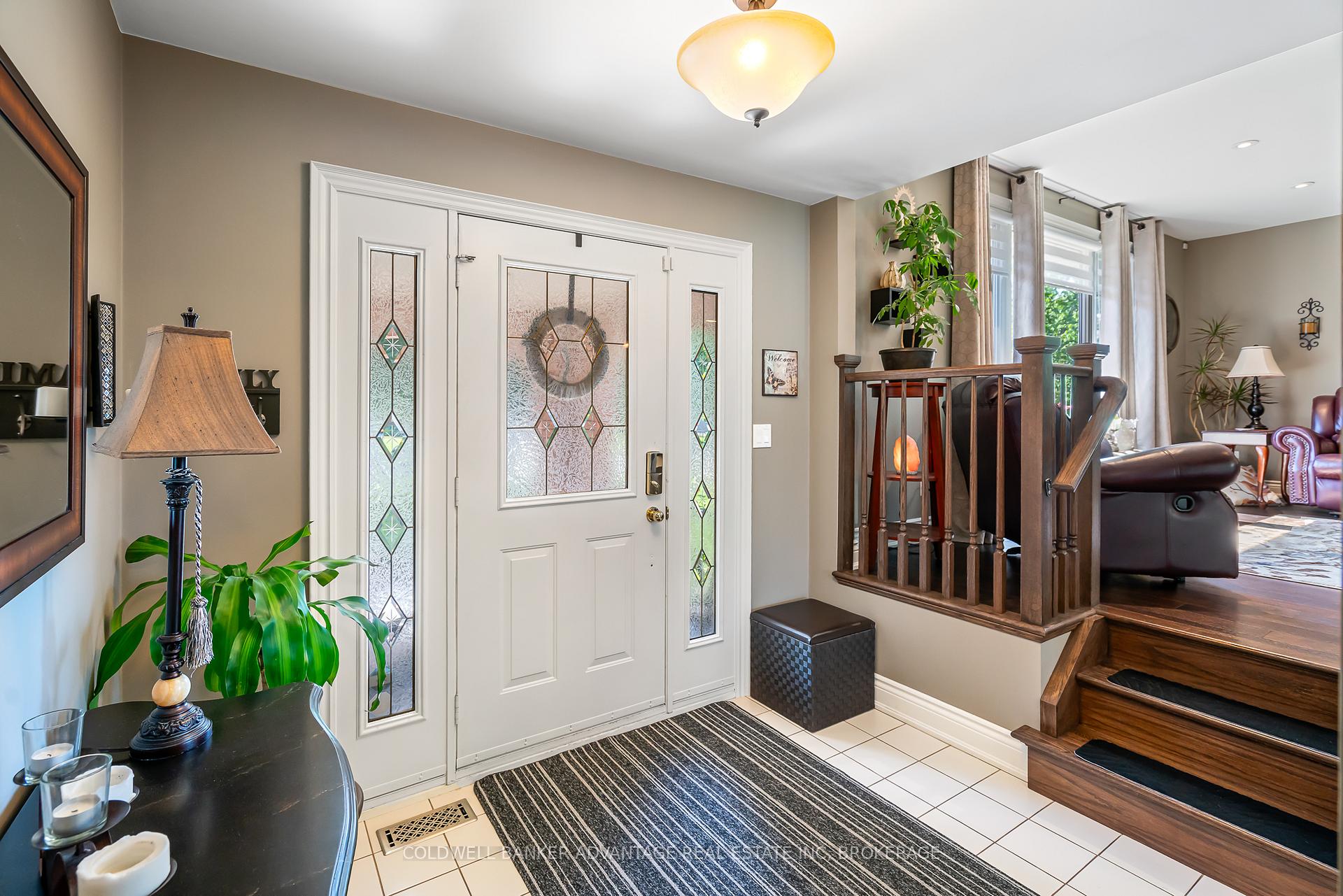 Photo 17 of 22 Vinemount Drive, Pelham, Fonthill — HOMEH