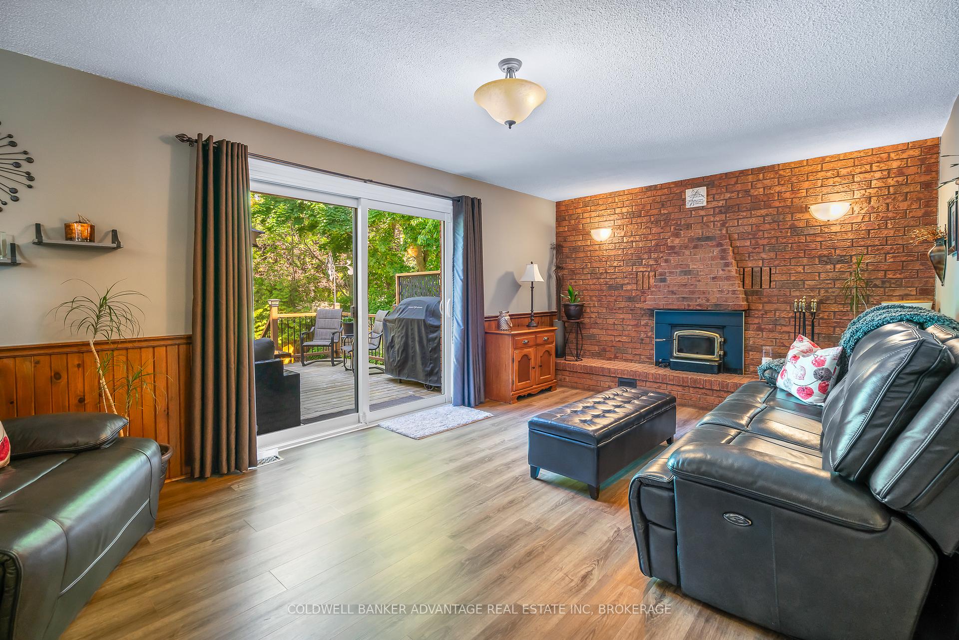 Photo 11 of 22 Vinemount Drive, Pelham, Fonthill — HOMEH