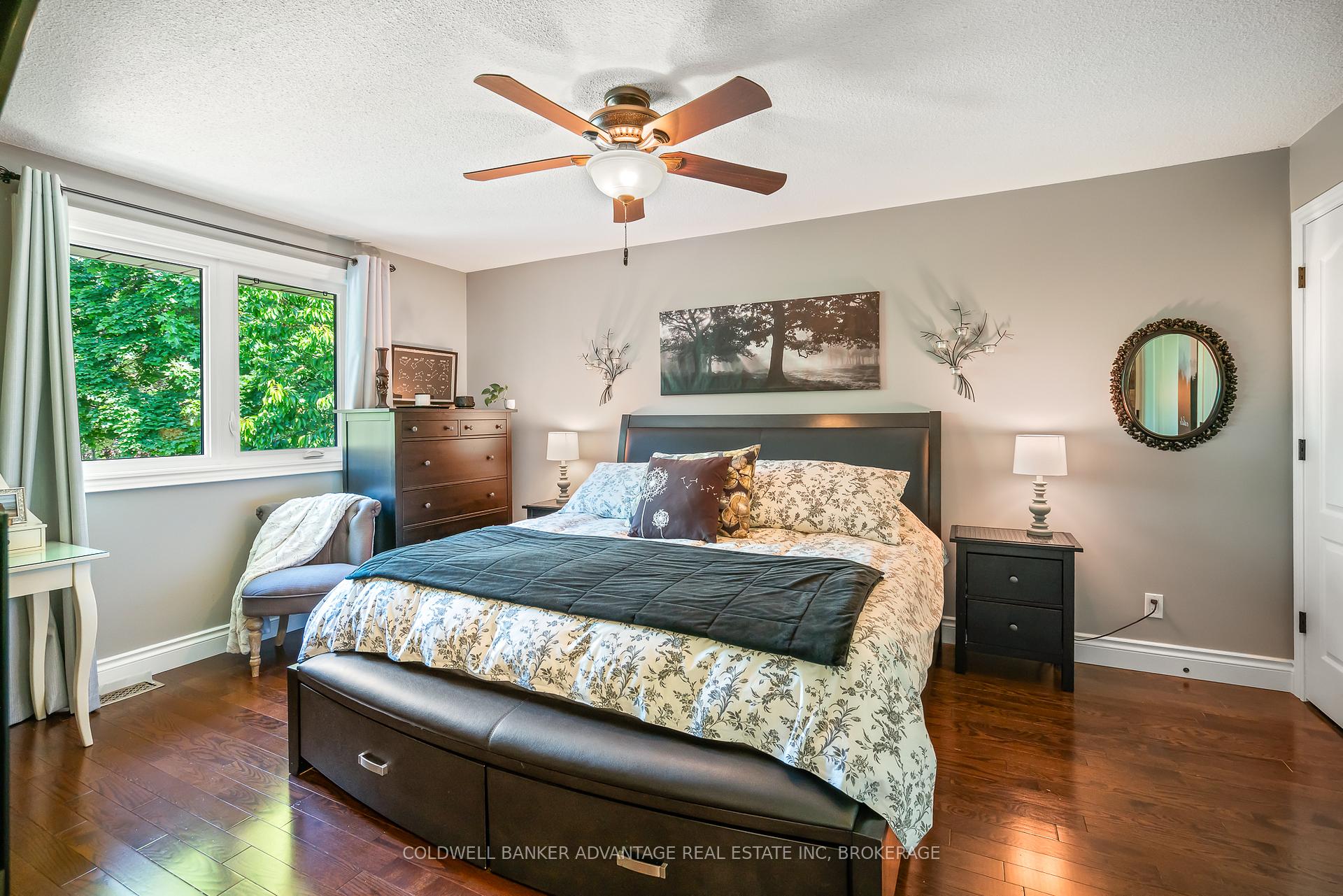 Photo 9 of 22 Vinemount Drive, Pelham, Fonthill — HOMEH