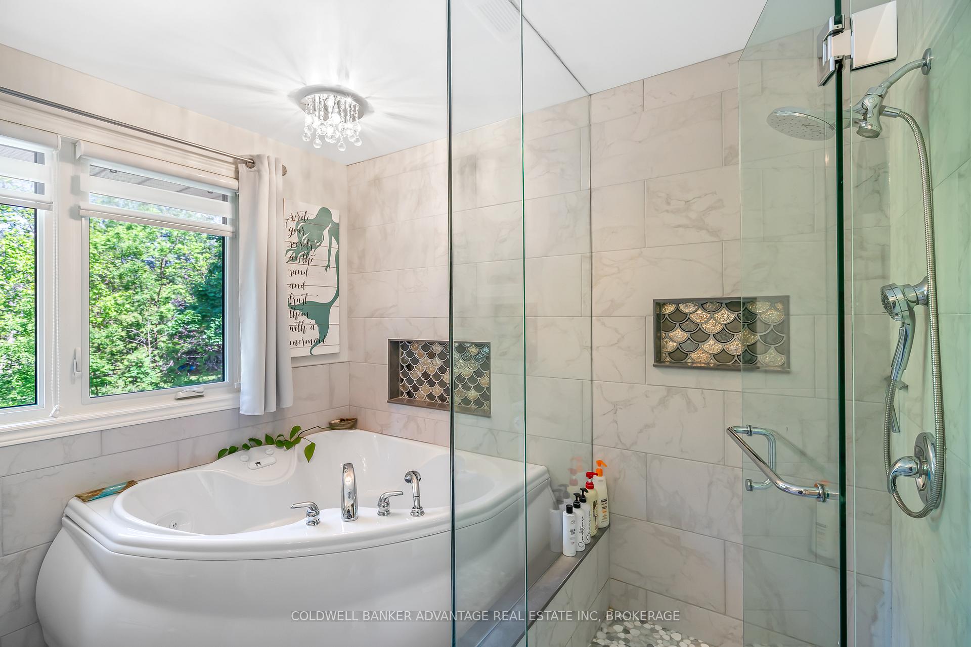 Photo 16 of 22 Vinemount Drive, Pelham, Fonthill — HOMEH