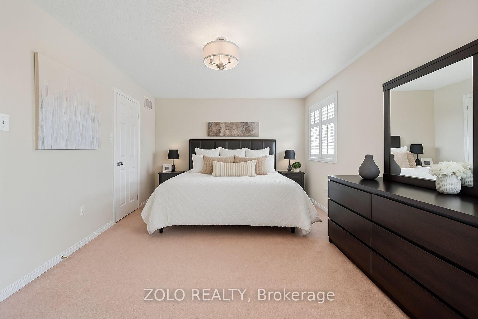 Photo 23 of 13 Putnam Drive, Brampton, Fletcher's Meadow — HOMEH