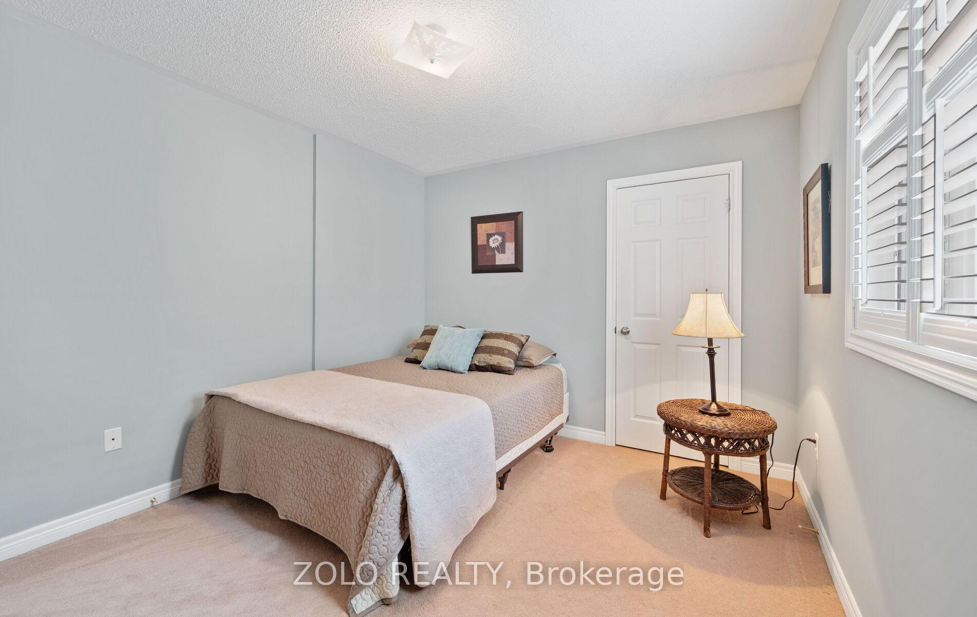 Photo 21 of 13 Putnam Drive, Brampton, Fletcher's Meadow — HOMEH