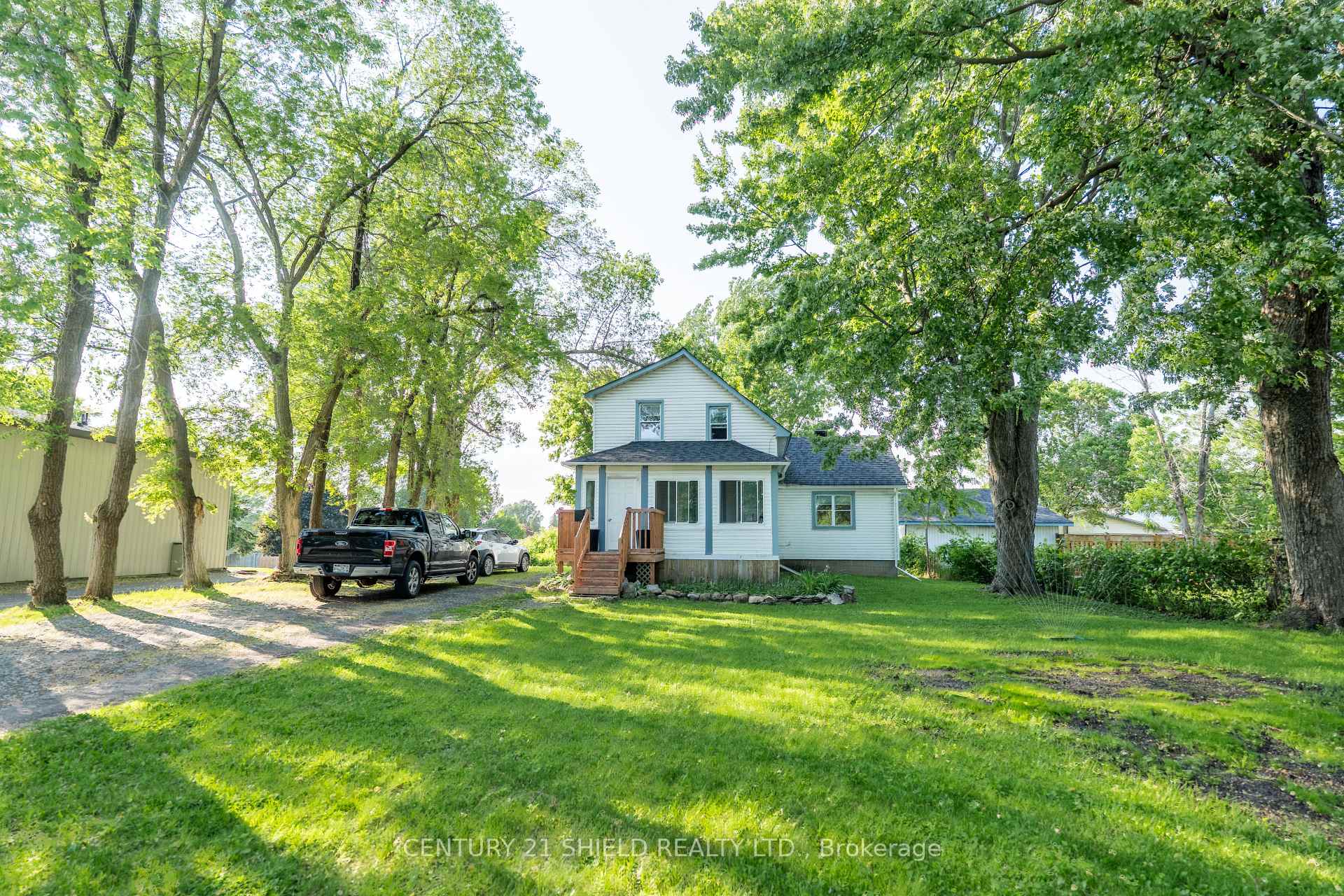 Photo 11 of 907 2nd Street W, Cornwall — HOMEH