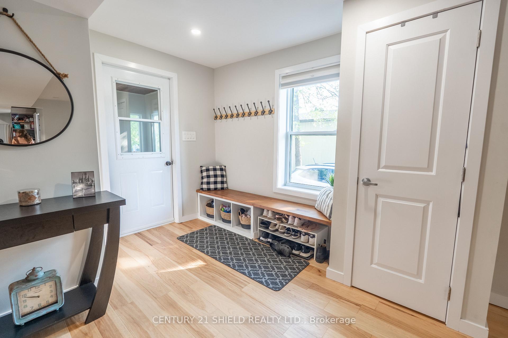 Photo 3 of 907 2nd Street W, Cornwall — HOMEH