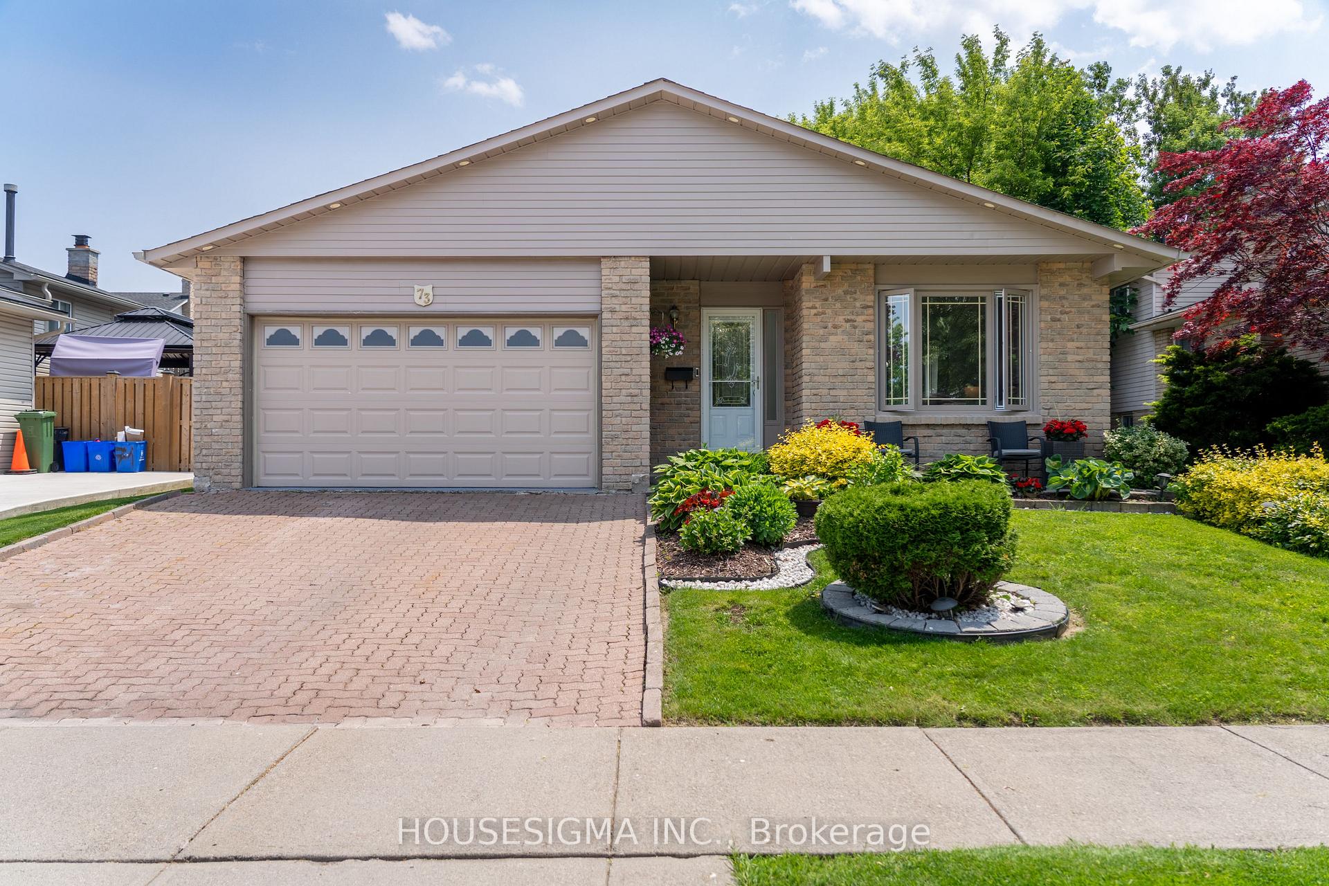Photo 1 of 73 Athenia Drive, Hamilton, Stoney Creek Mountain — HOMEH