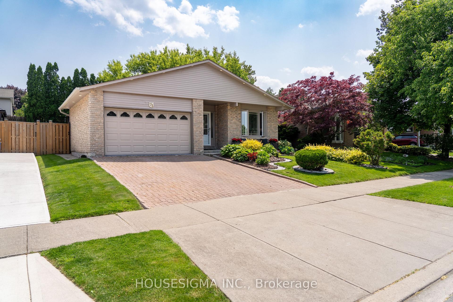 Photo 7 of 73 Athenia Drive, Hamilton, Stoney Creek Mountain — HOMEH
