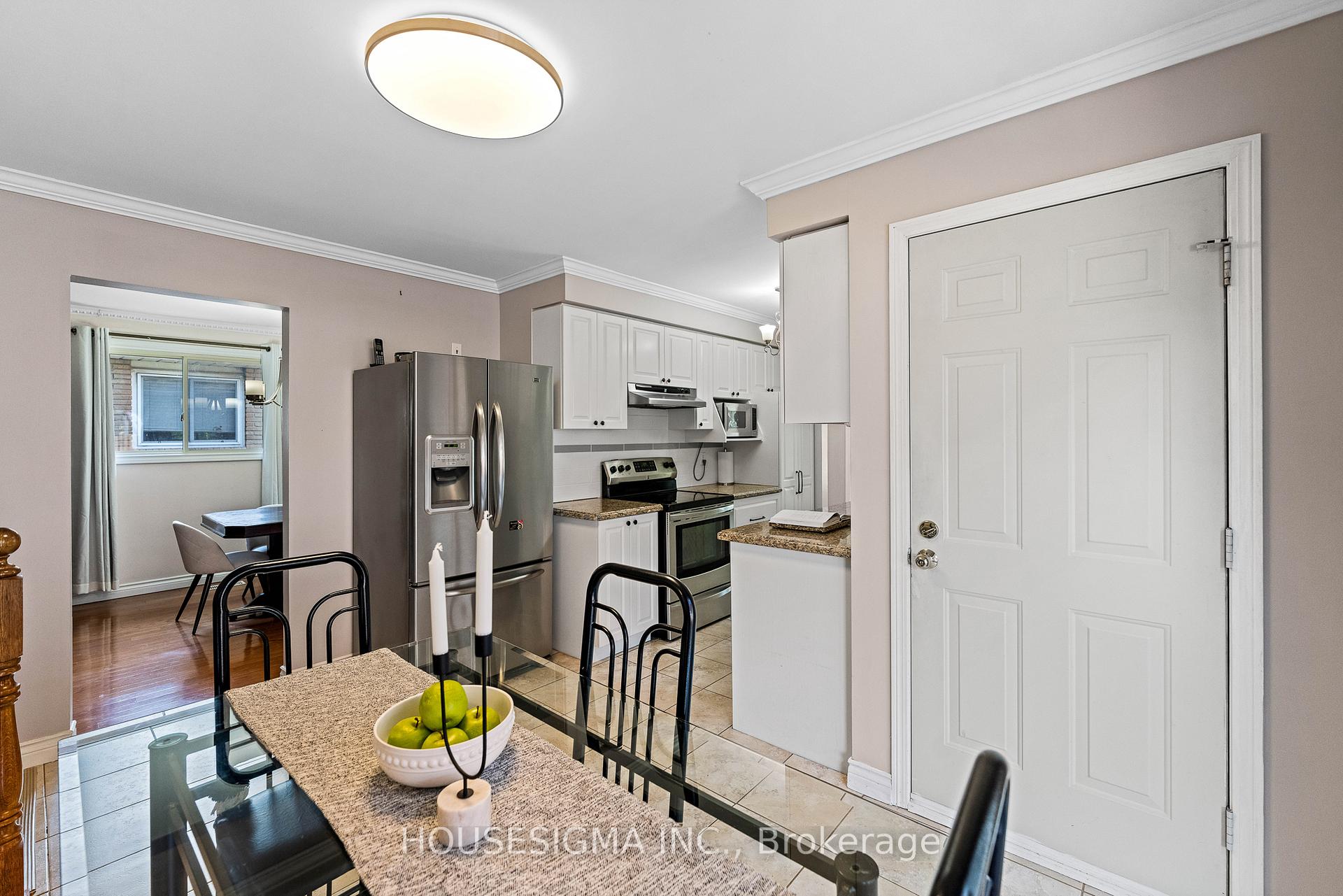 Photo 12 of 73 Athenia Drive, Hamilton, Stoney Creek Mountain — HOMEH