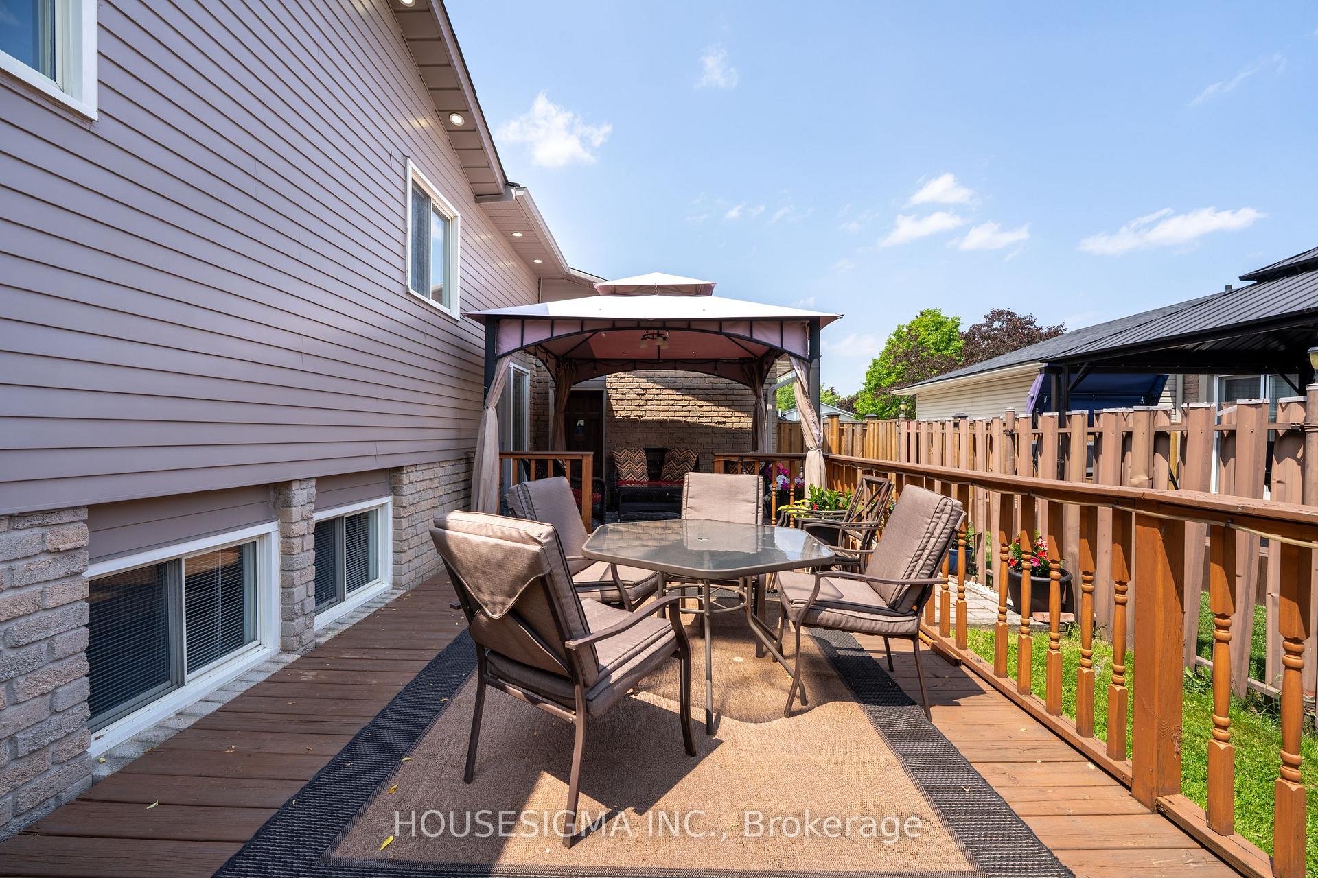 Photo 38 of 73 Athenia Drive, Hamilton, Stoney Creek Mountain — HOMEH