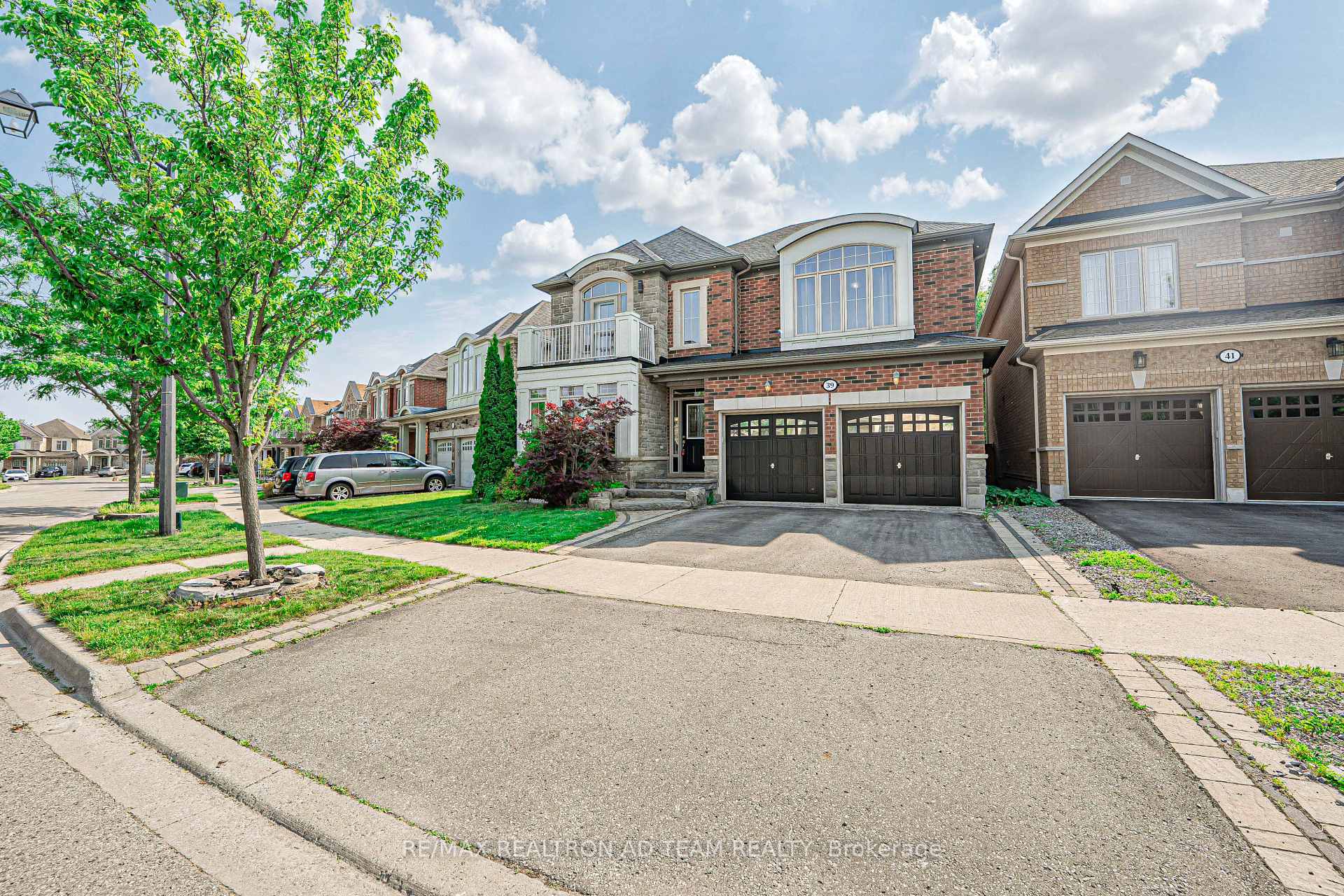 Photo 6 of 39 Beverton Crescent, Ajax, Northwest Ajax — HOMEH